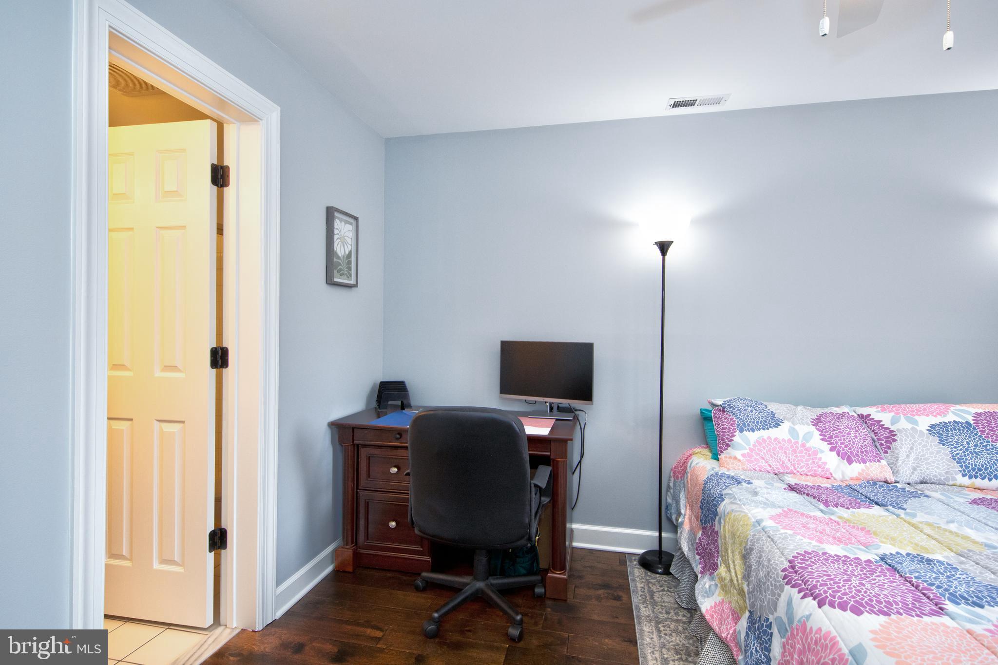 BRENTWOOD PARK - Residential