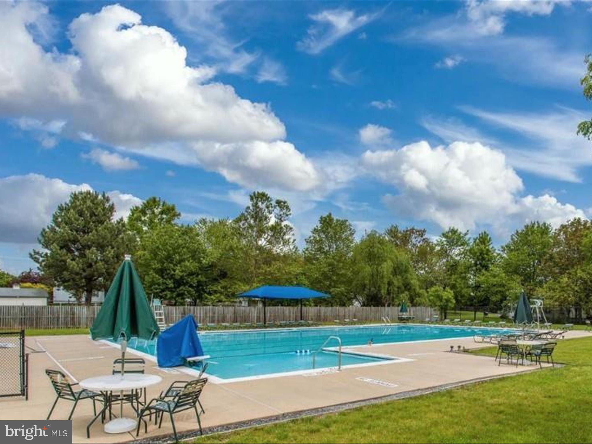 ECHO GLEN - Residential