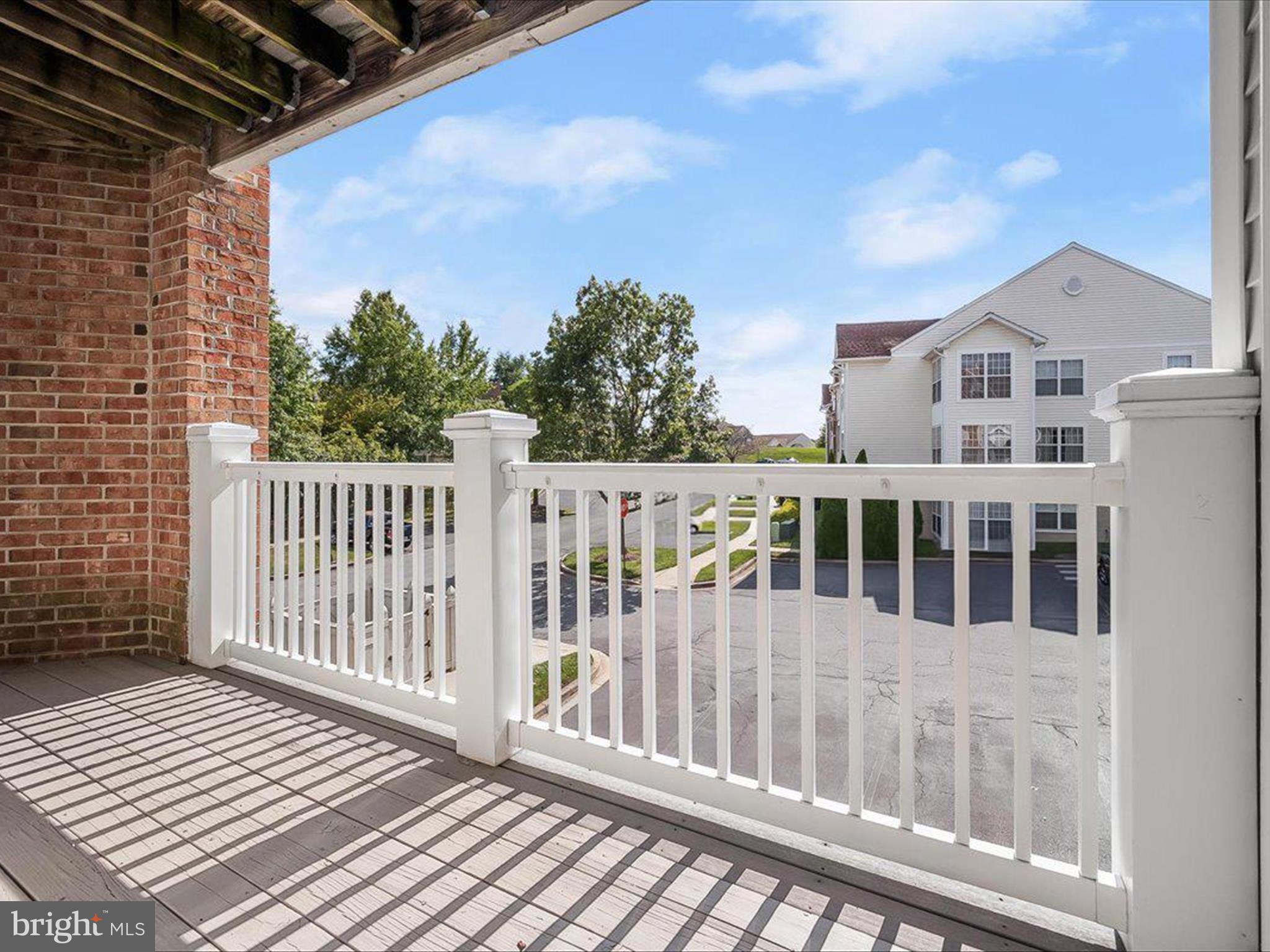 ECHO GLEN - Residential