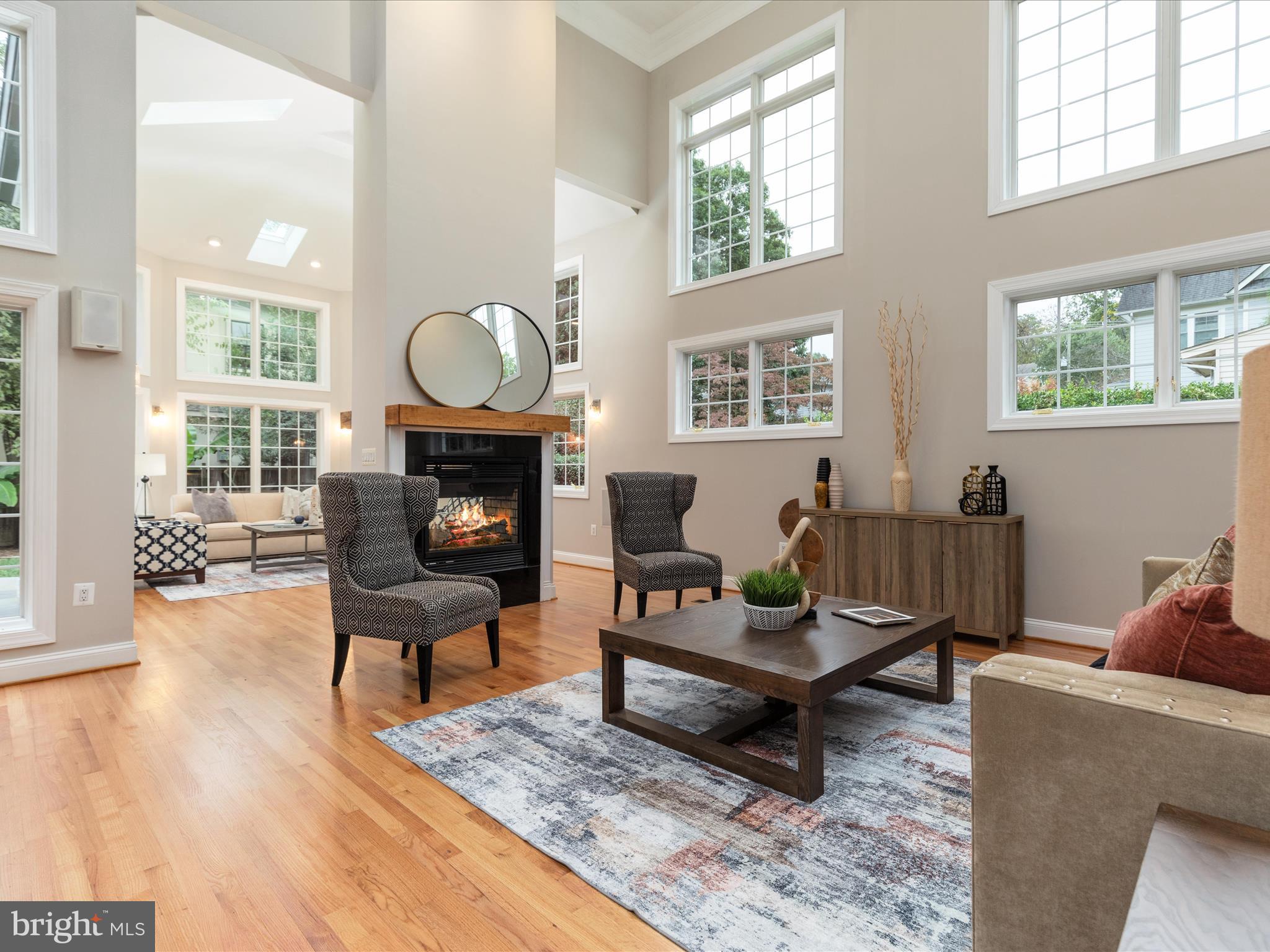 OAKWOOD KNOLLS - Residential