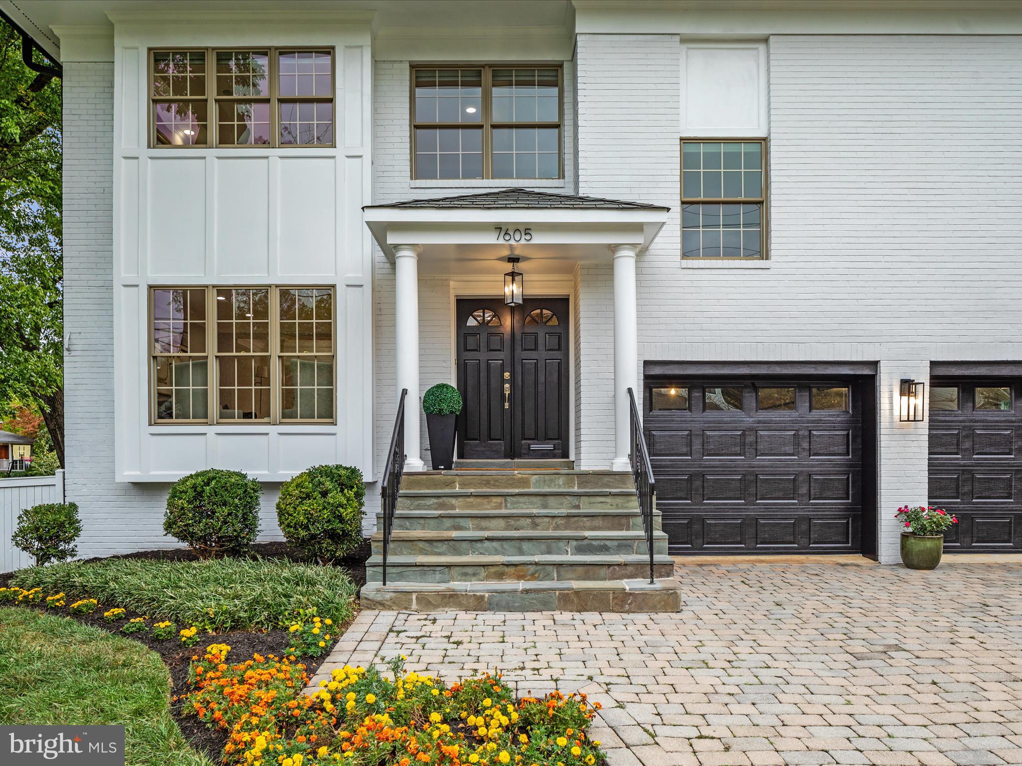 OAKWOOD KNOLLS - Residential