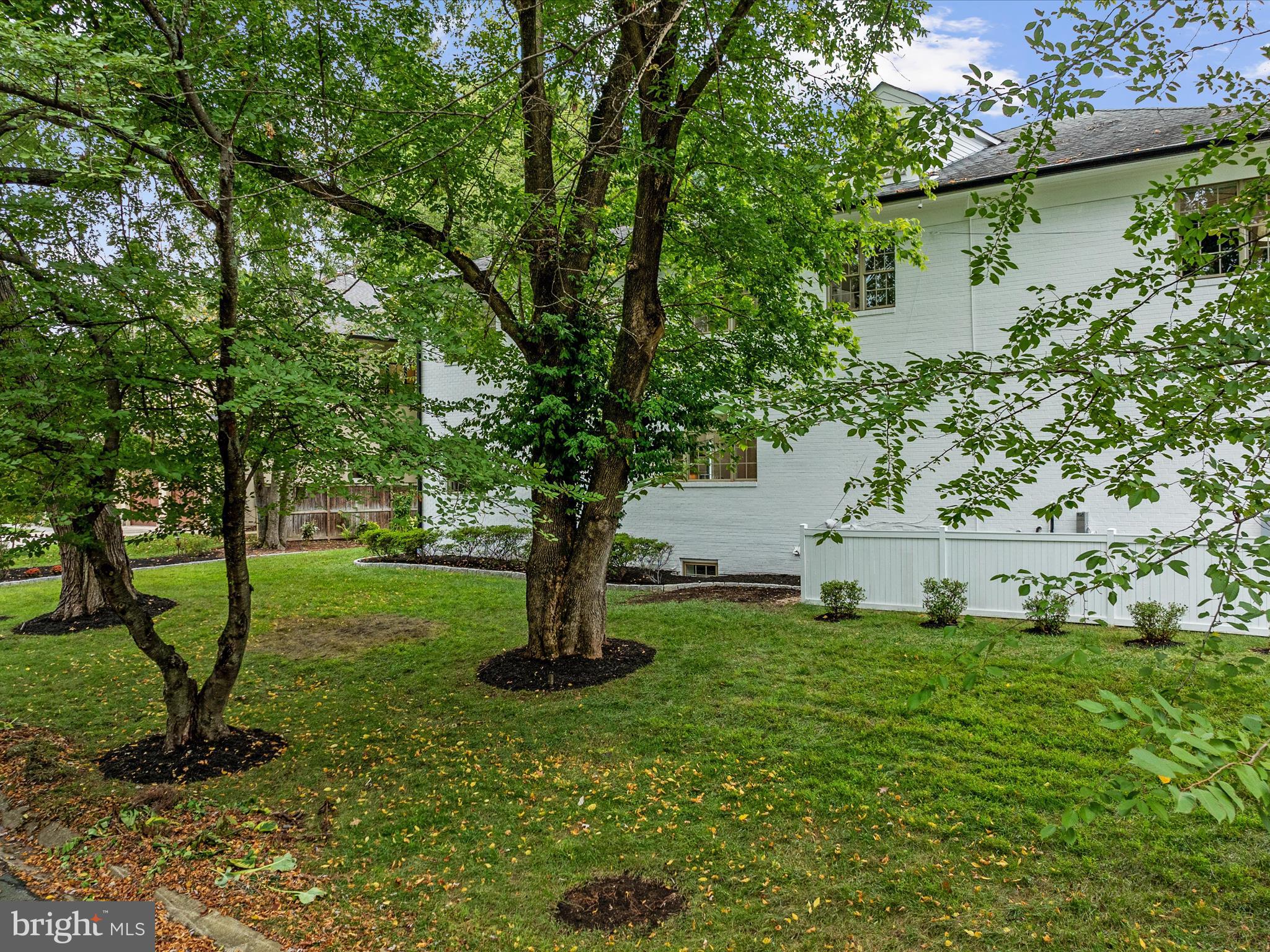 OAKWOOD KNOLLS - Residential