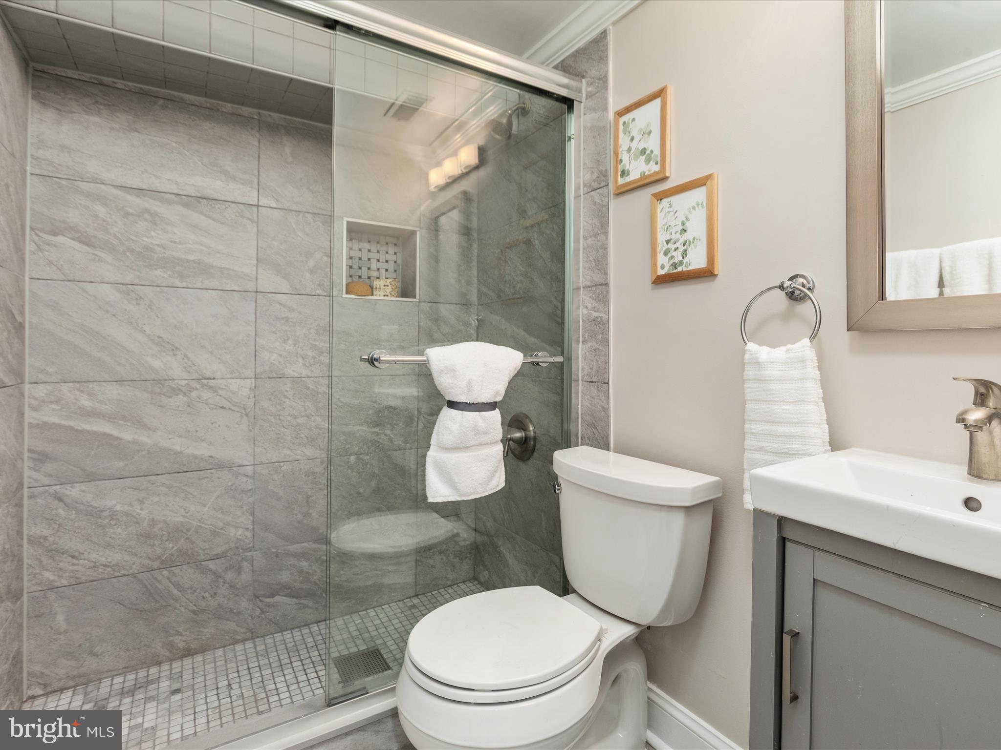 OAKWOOD KNOLLS - Residential