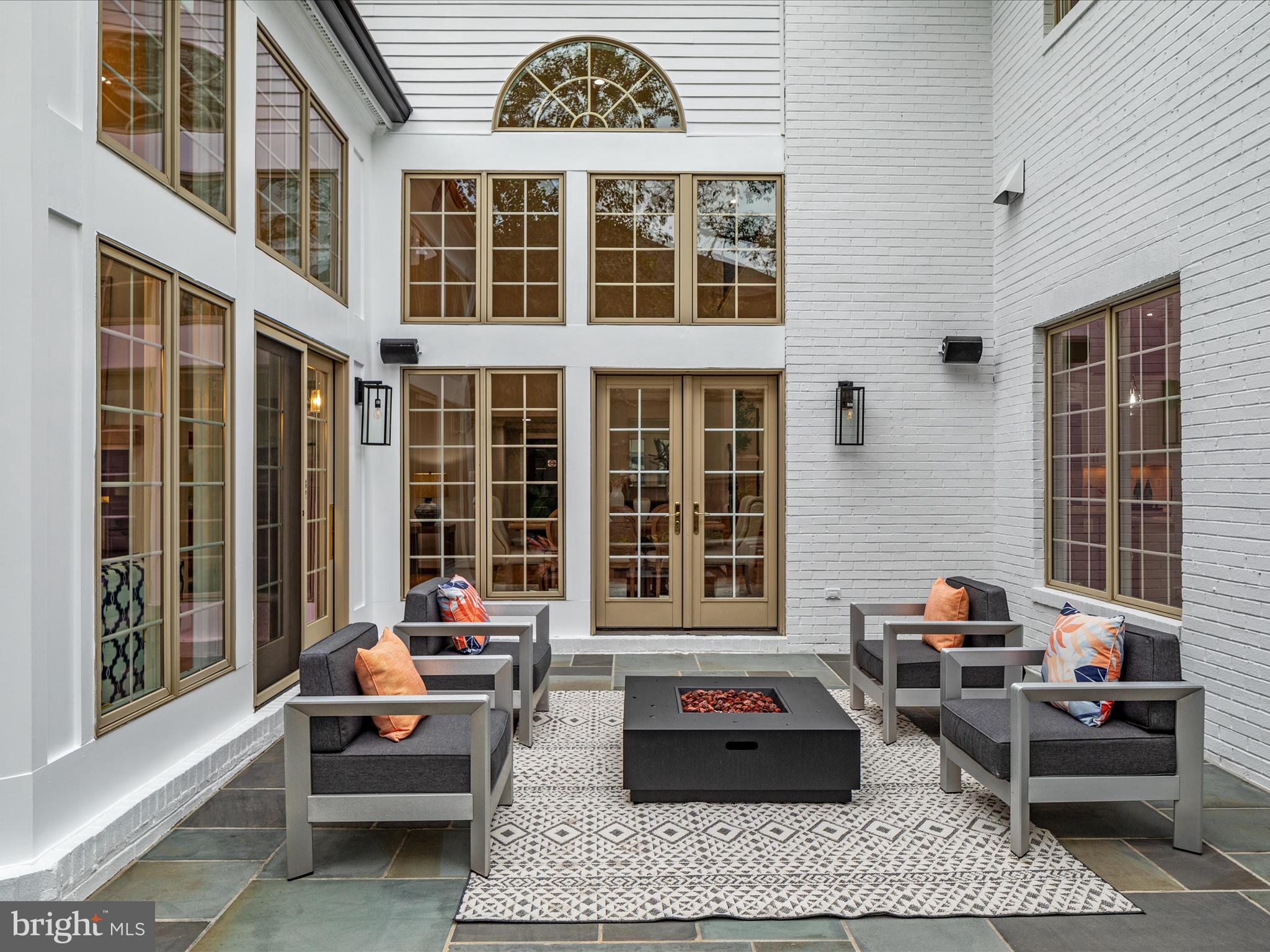 OAKWOOD KNOLLS - Residential