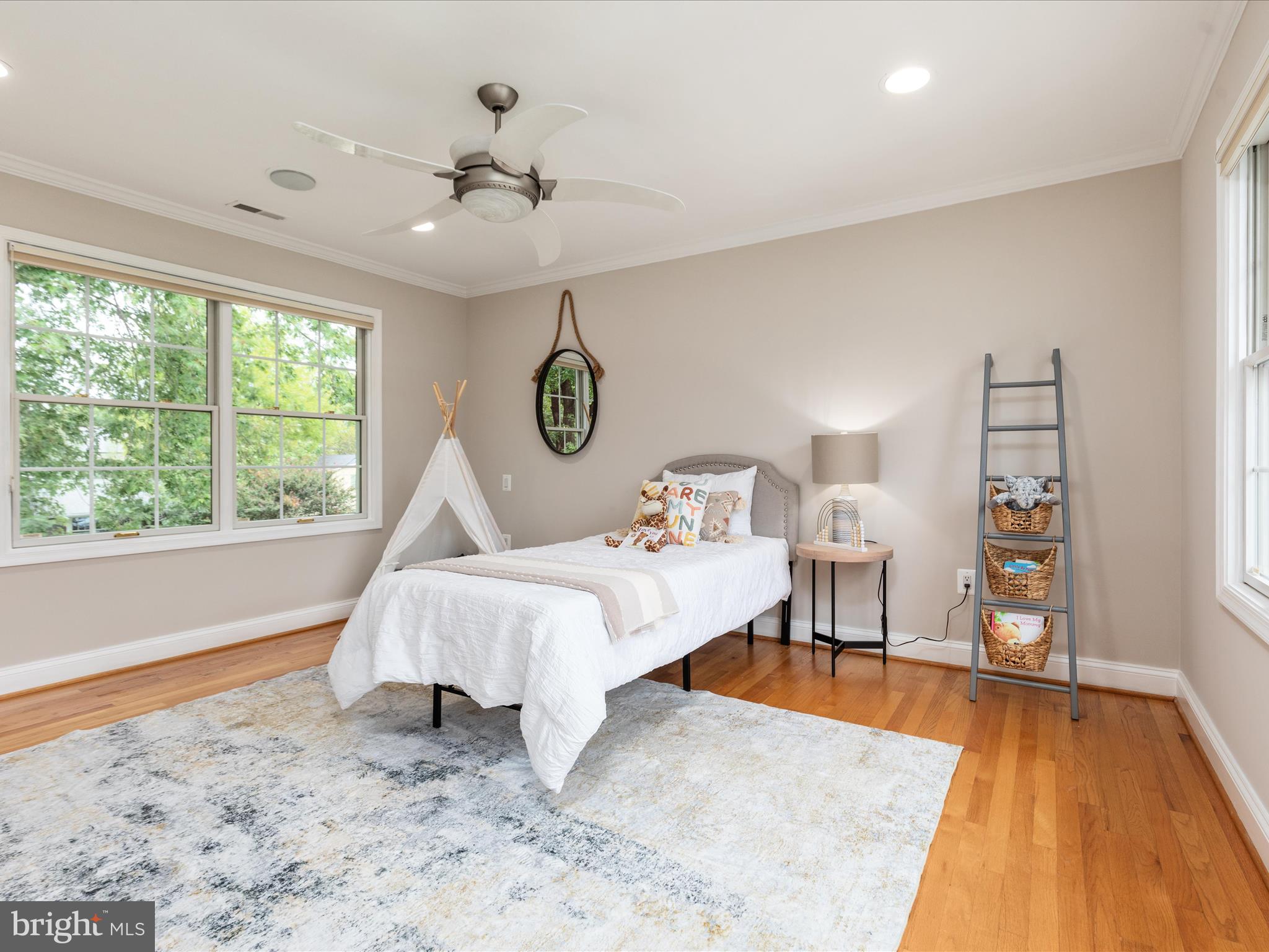 OAKWOOD KNOLLS - Residential