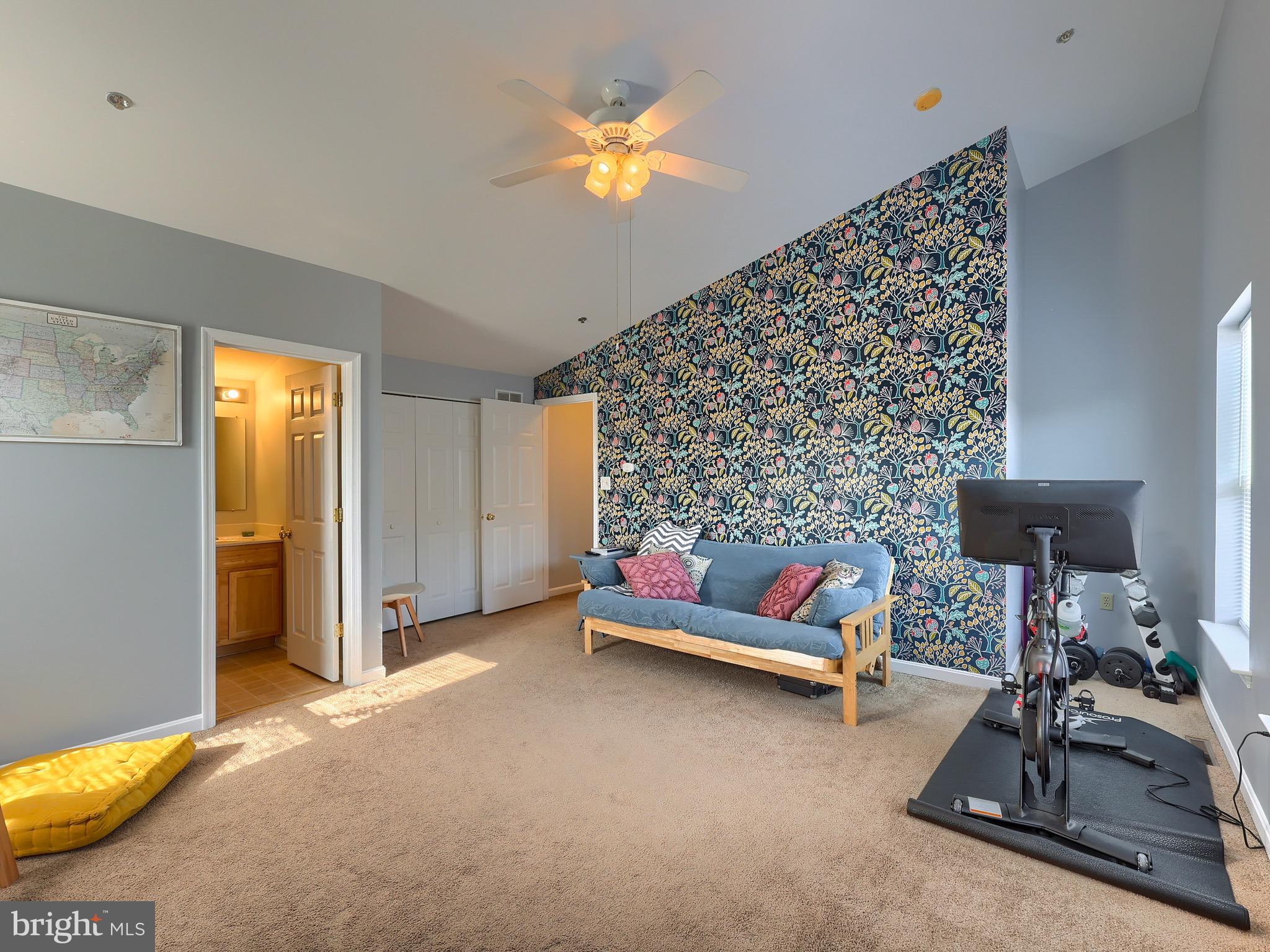 CAPITAL HEIGHTS - Residential