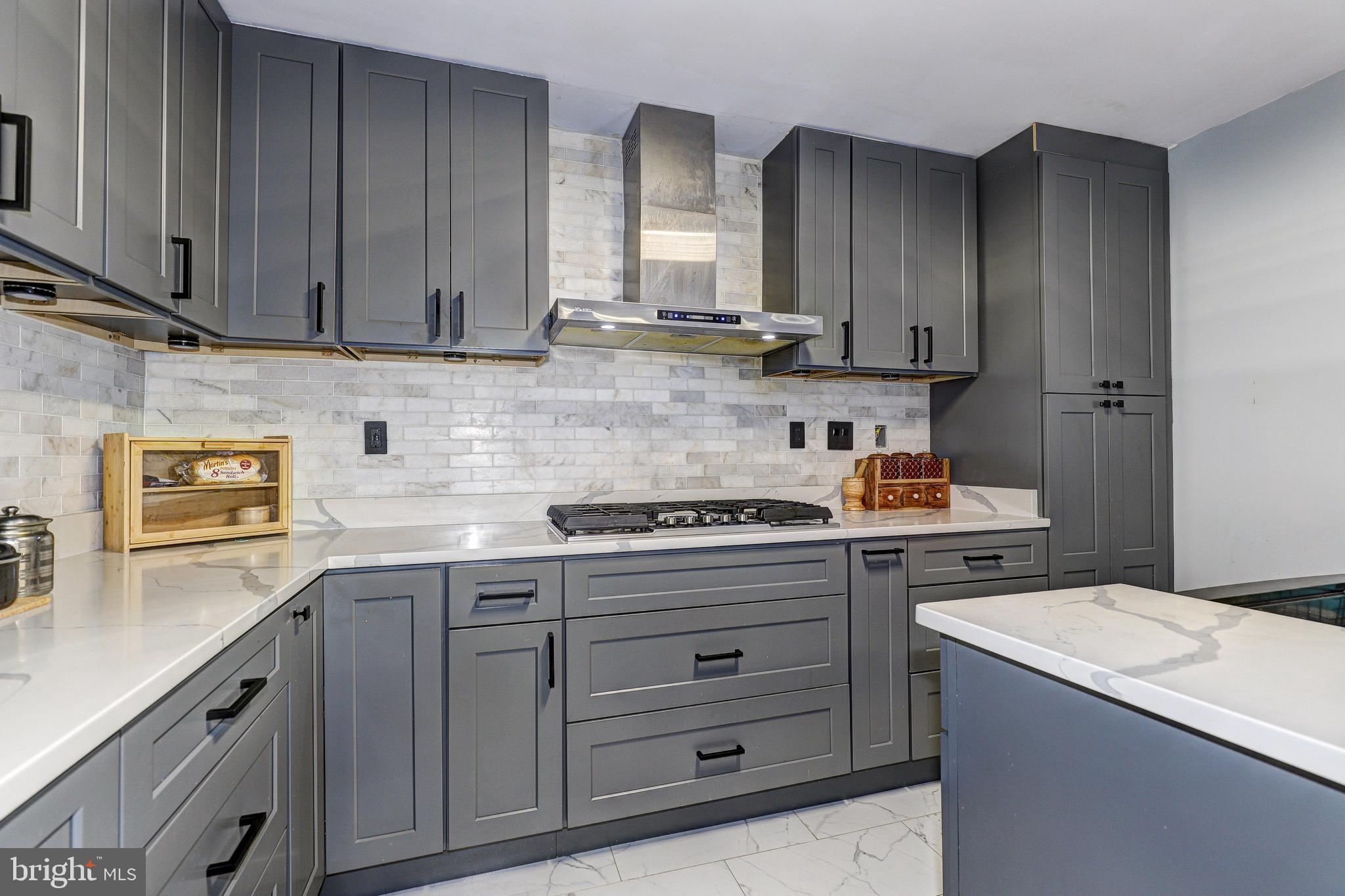 PERRY HALL ESTATES - Residential