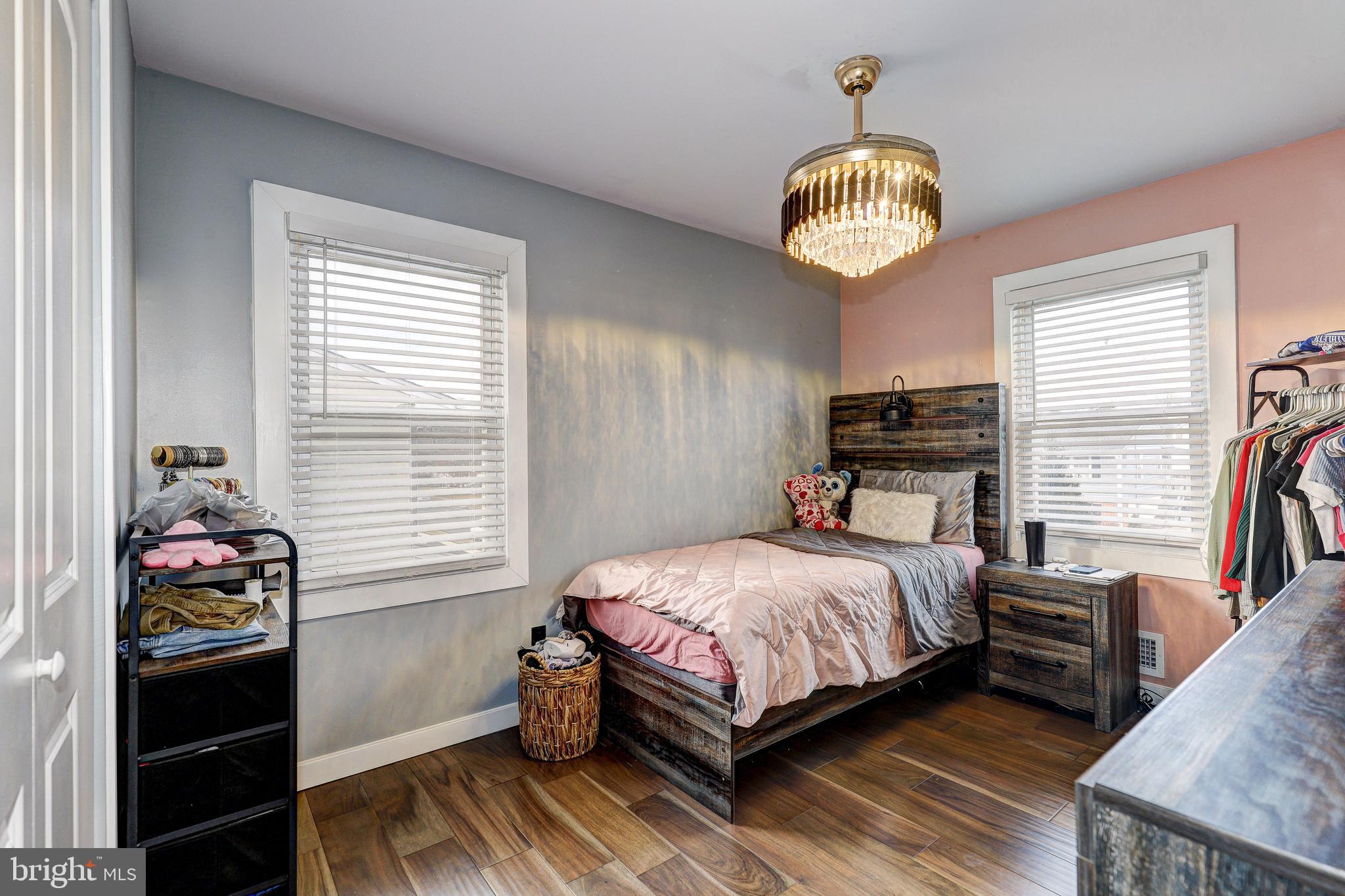 PERRY HALL ESTATES - Residential