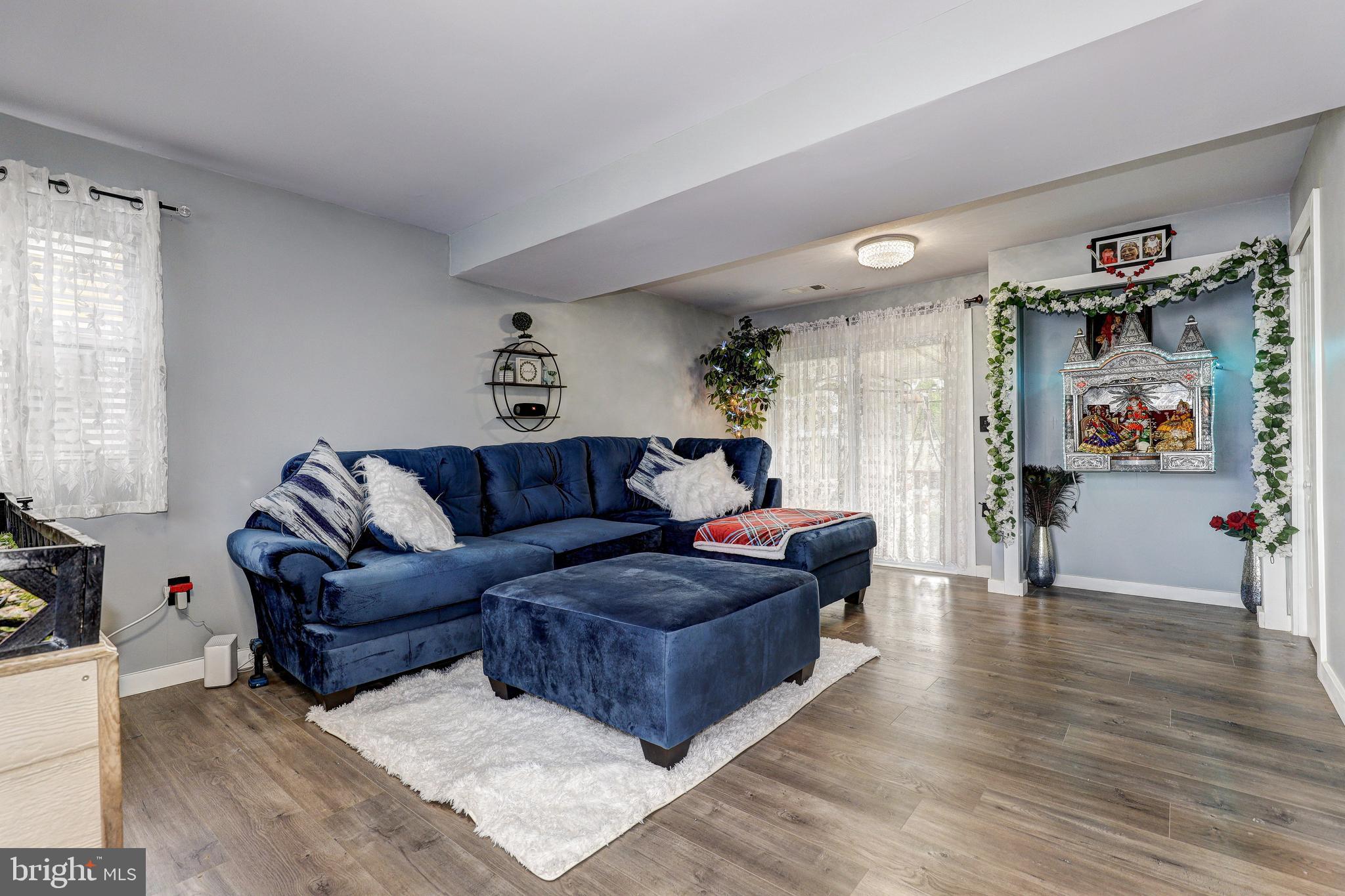 PERRY HALL ESTATES - Residential