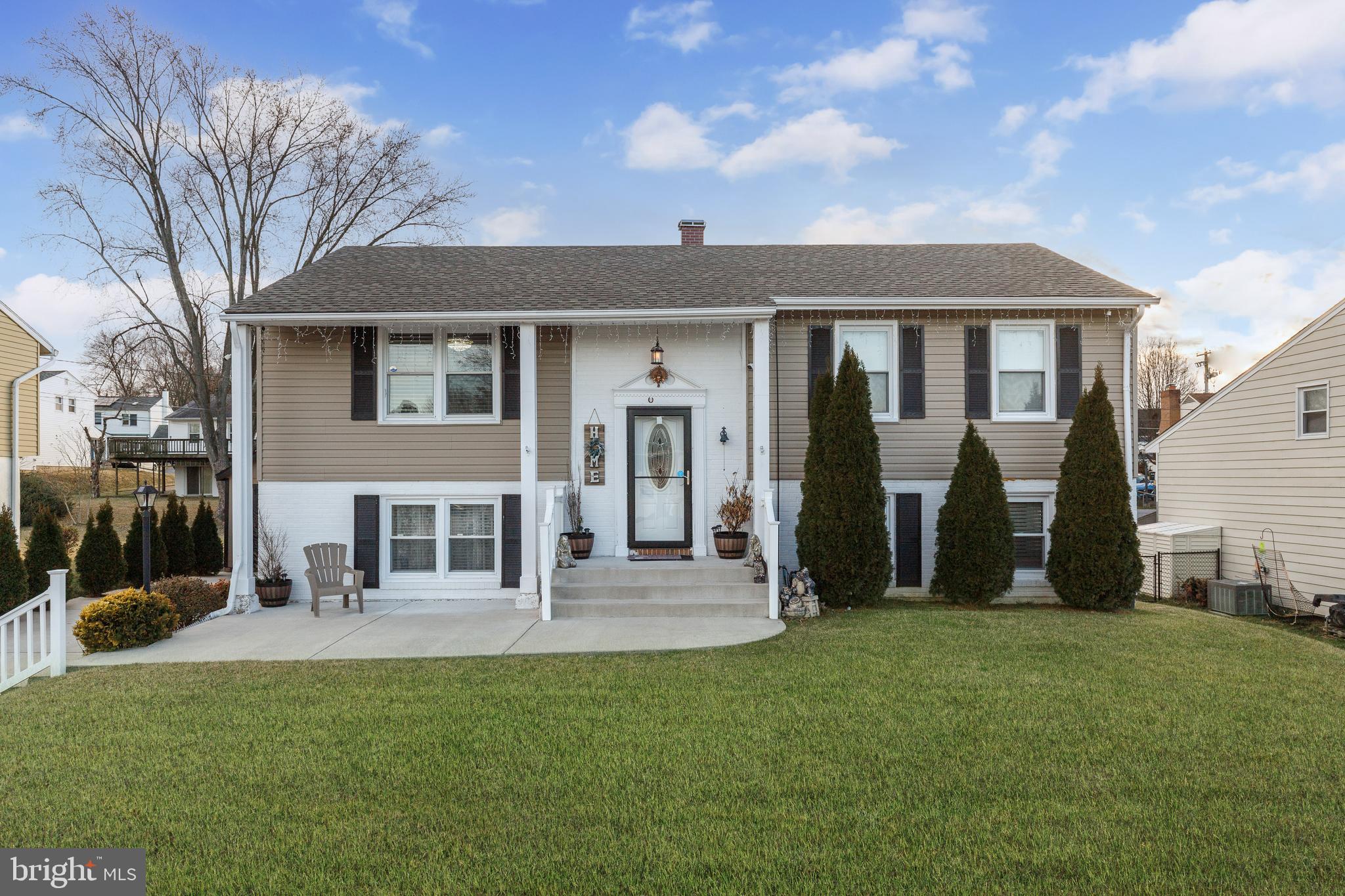 PERRY HALL ESTATES - Residential