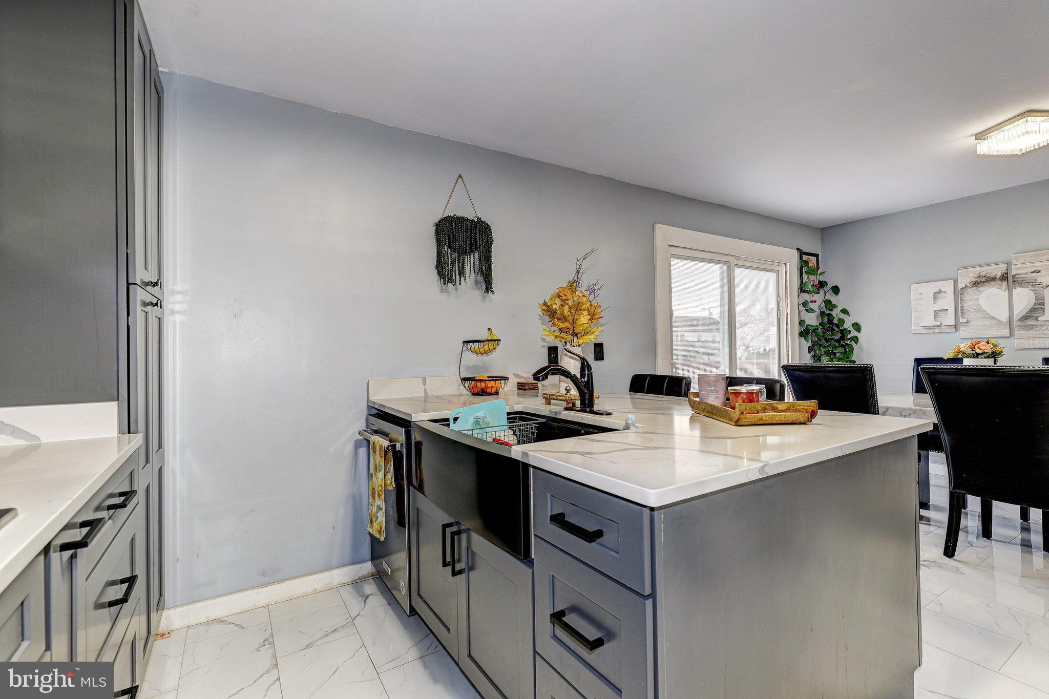 PERRY HALL ESTATES - Residential