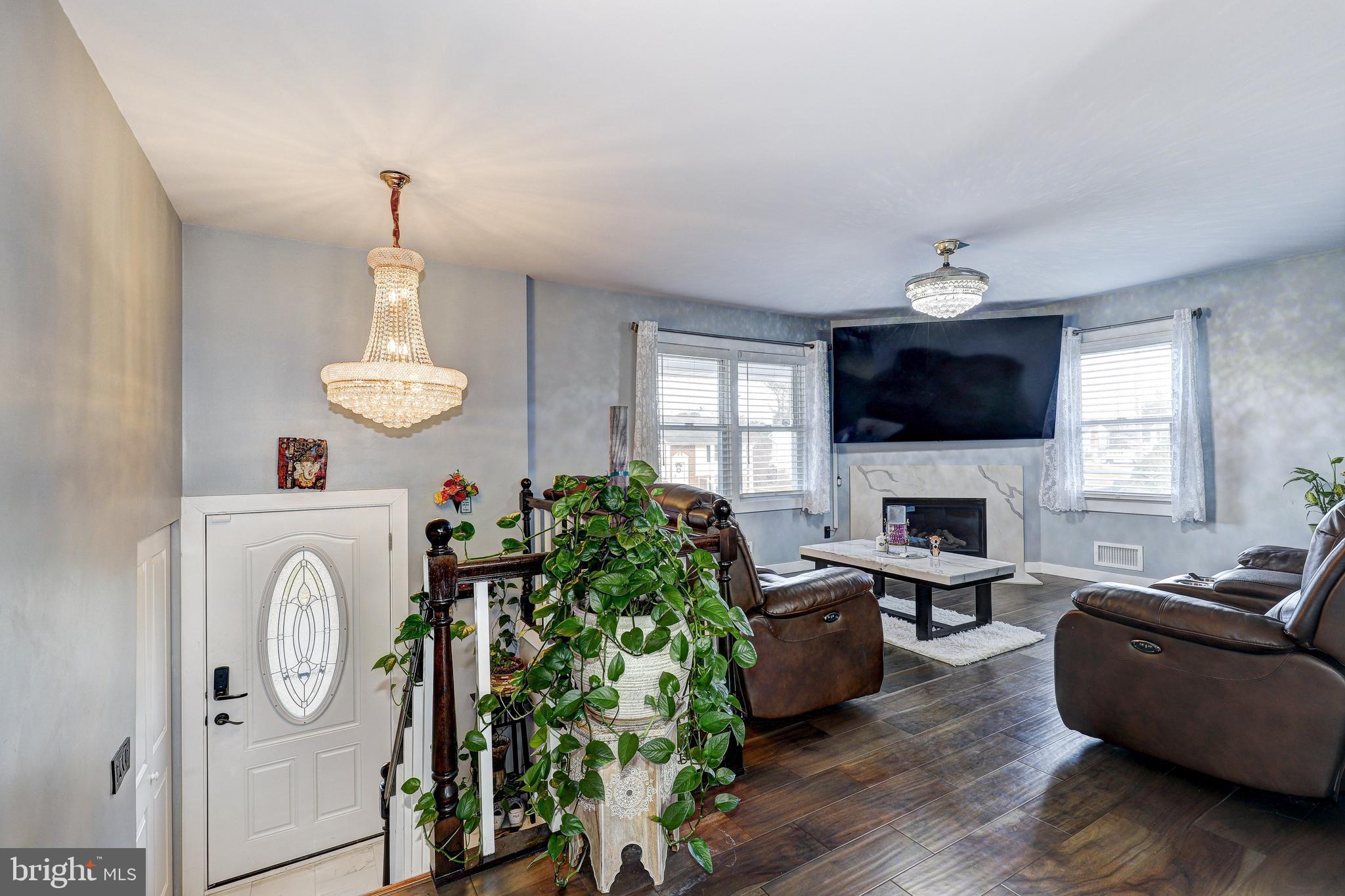 PERRY HALL ESTATES - Residential