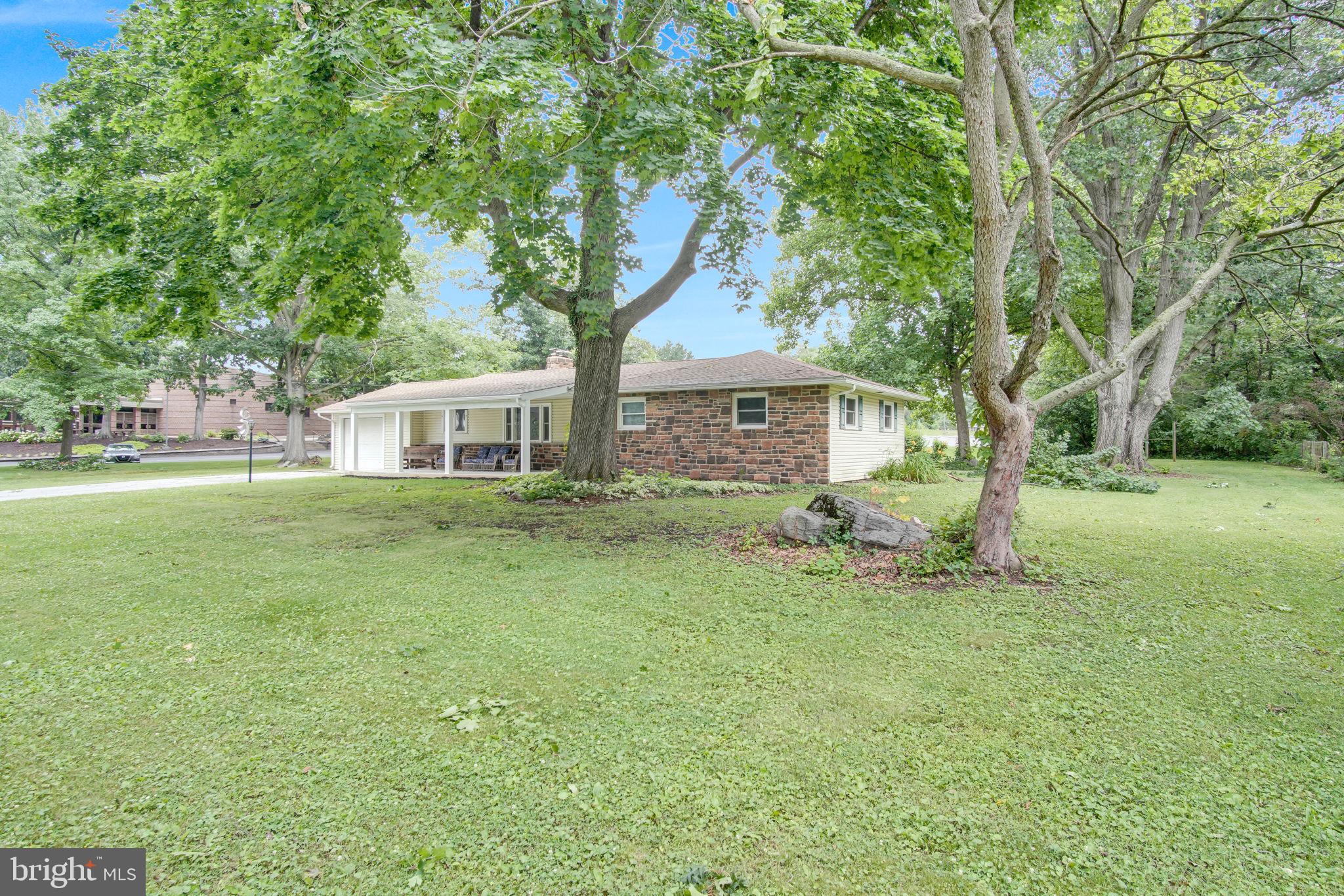 1003 ROCKLEDGE DRIVE