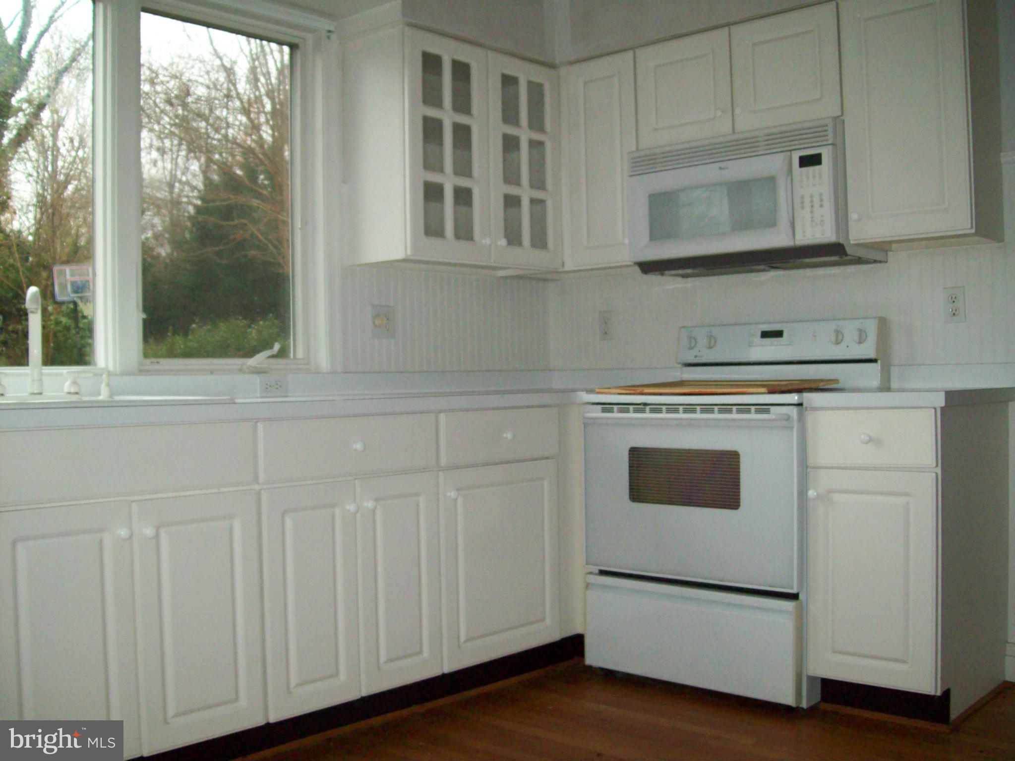 TOWN CREEK - Residential Lease