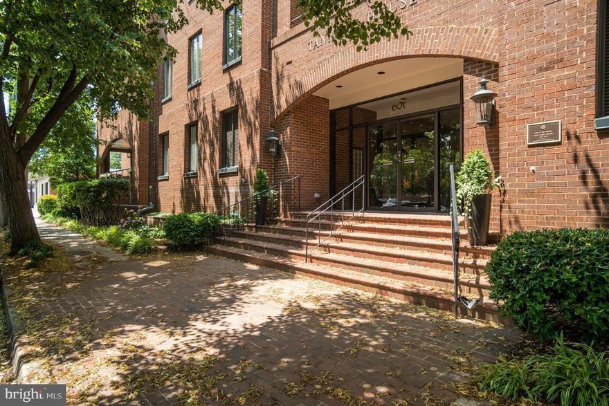 Lovely light-filled  3rd floor unit with Southeast exposures.   Beautiful parquet flooring throughout, wood burning fireplace plus large balcony.