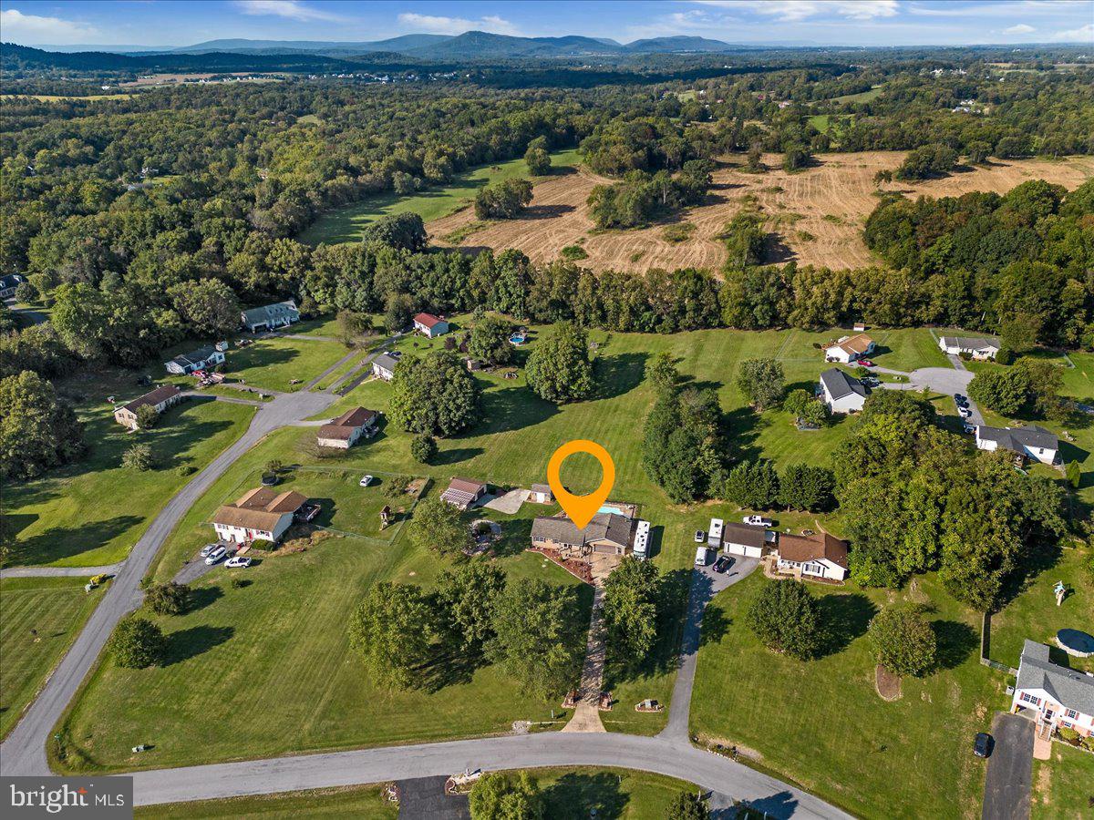 CROWN POINTE NORTH - Residential