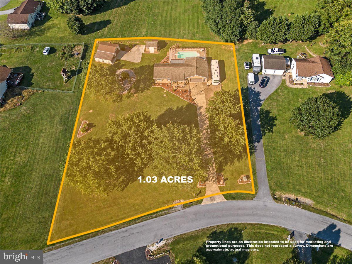 CROWN POINTE NORTH - Residential