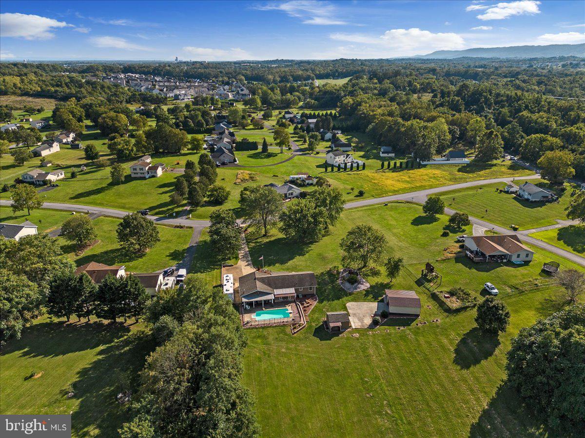 CROWN POINTE NORTH - Residential