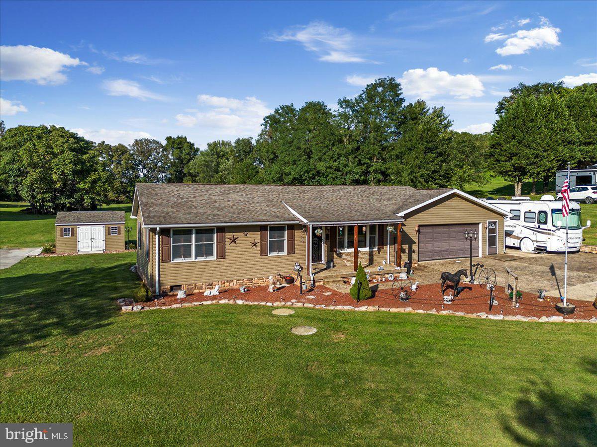 CROWN POINTE NORTH - Residential