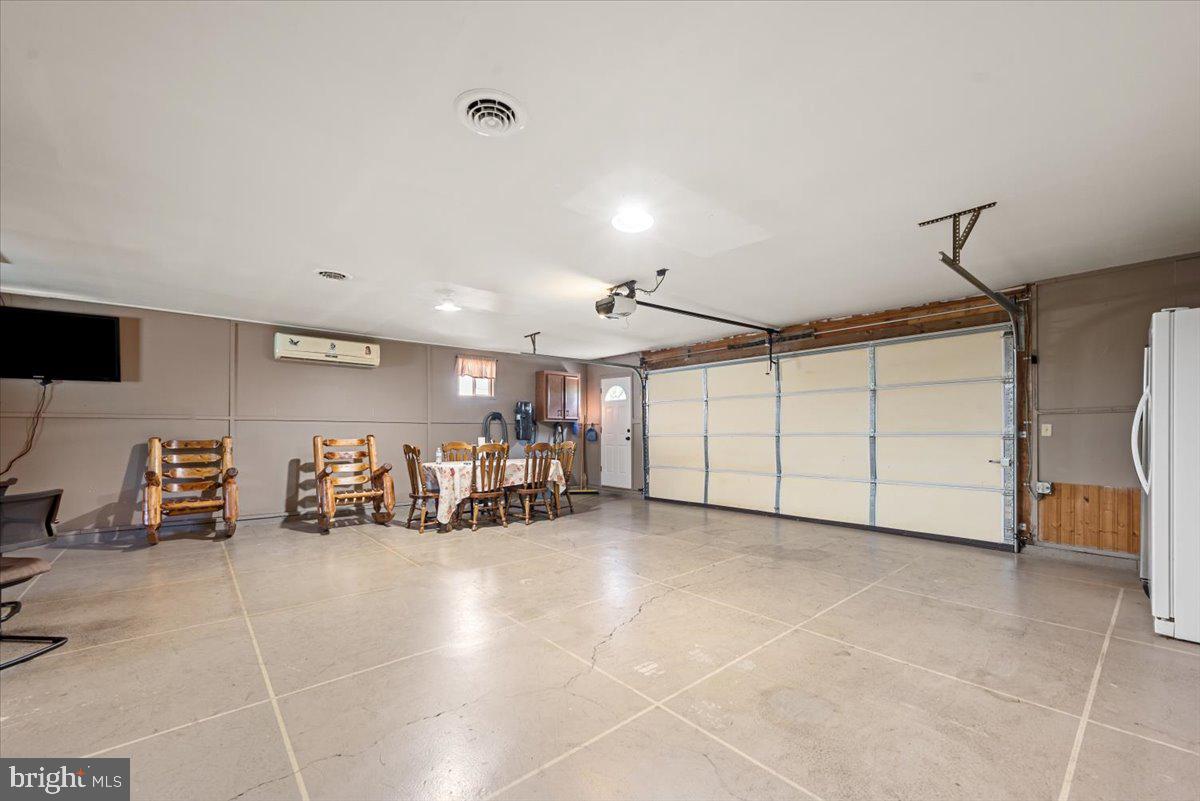 CROWN POINTE NORTH - Residential