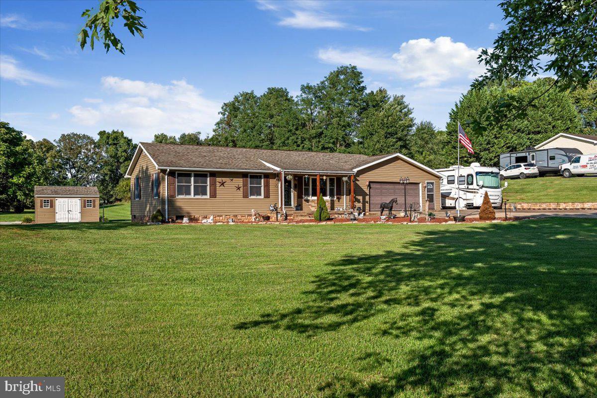 CROWN POINTE NORTH - Residential