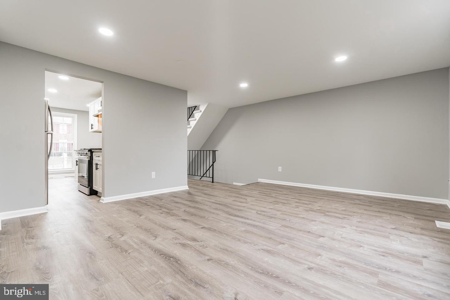 NEW GATE - Residential Lease