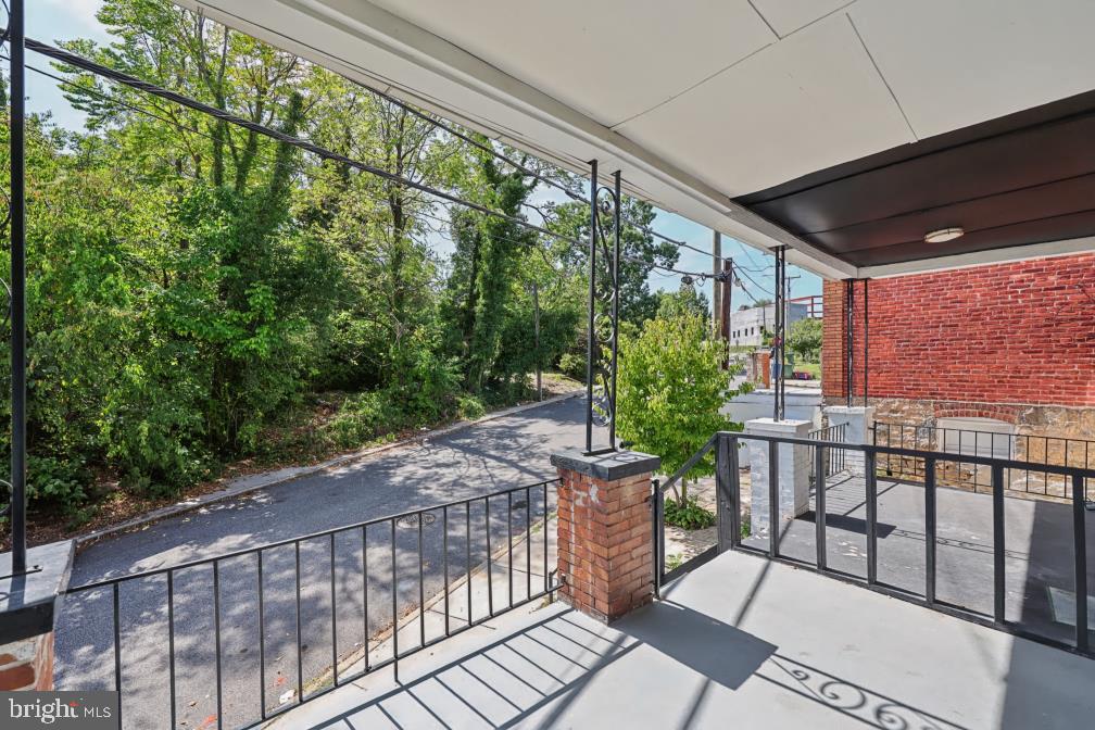 706 E 43RD STREET