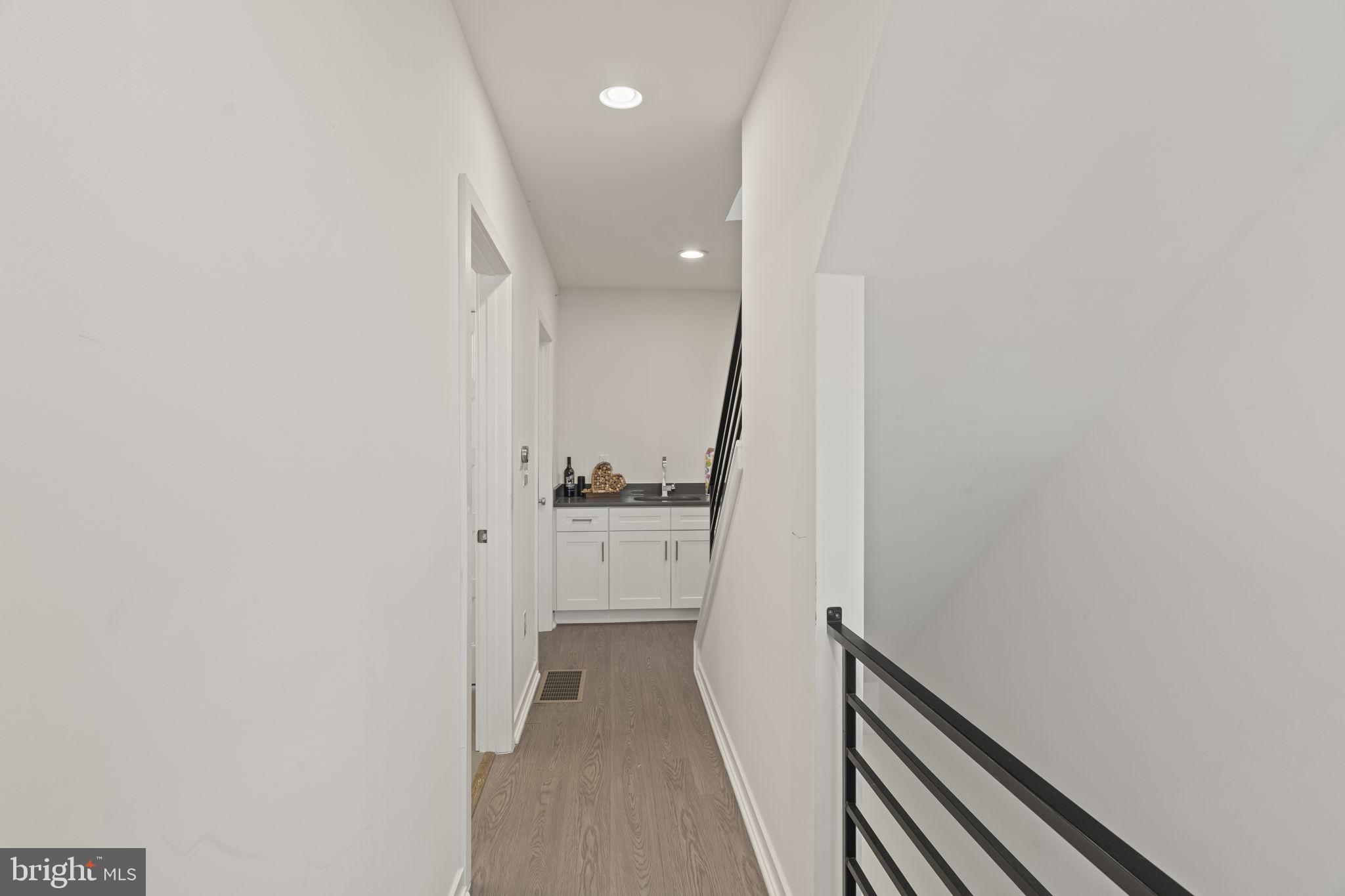 WHITMAN - Residential