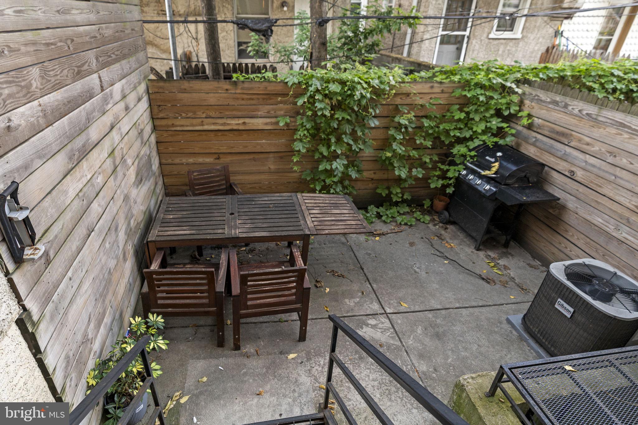 WHITMAN - Residential