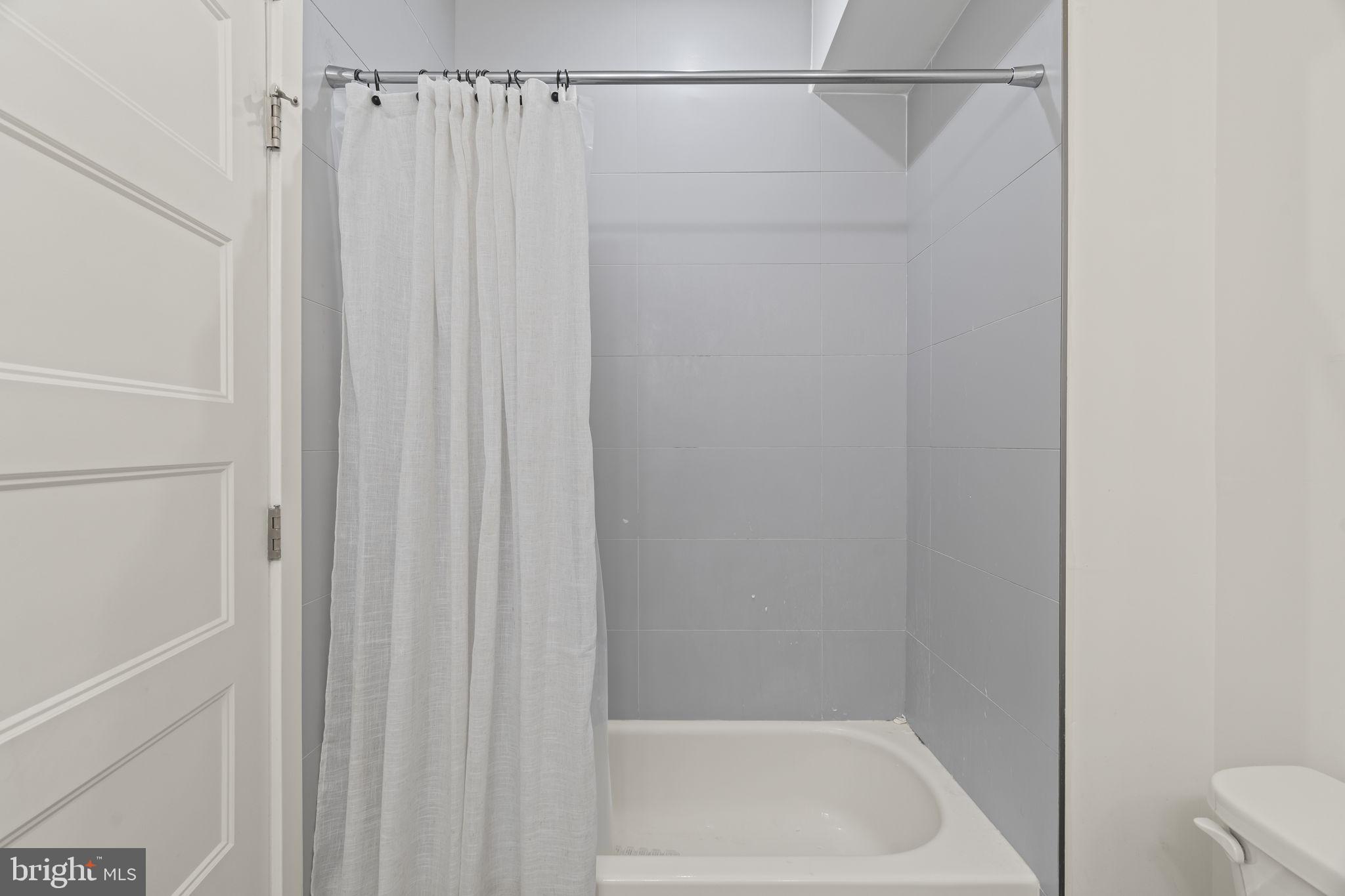 WHITMAN - Residential