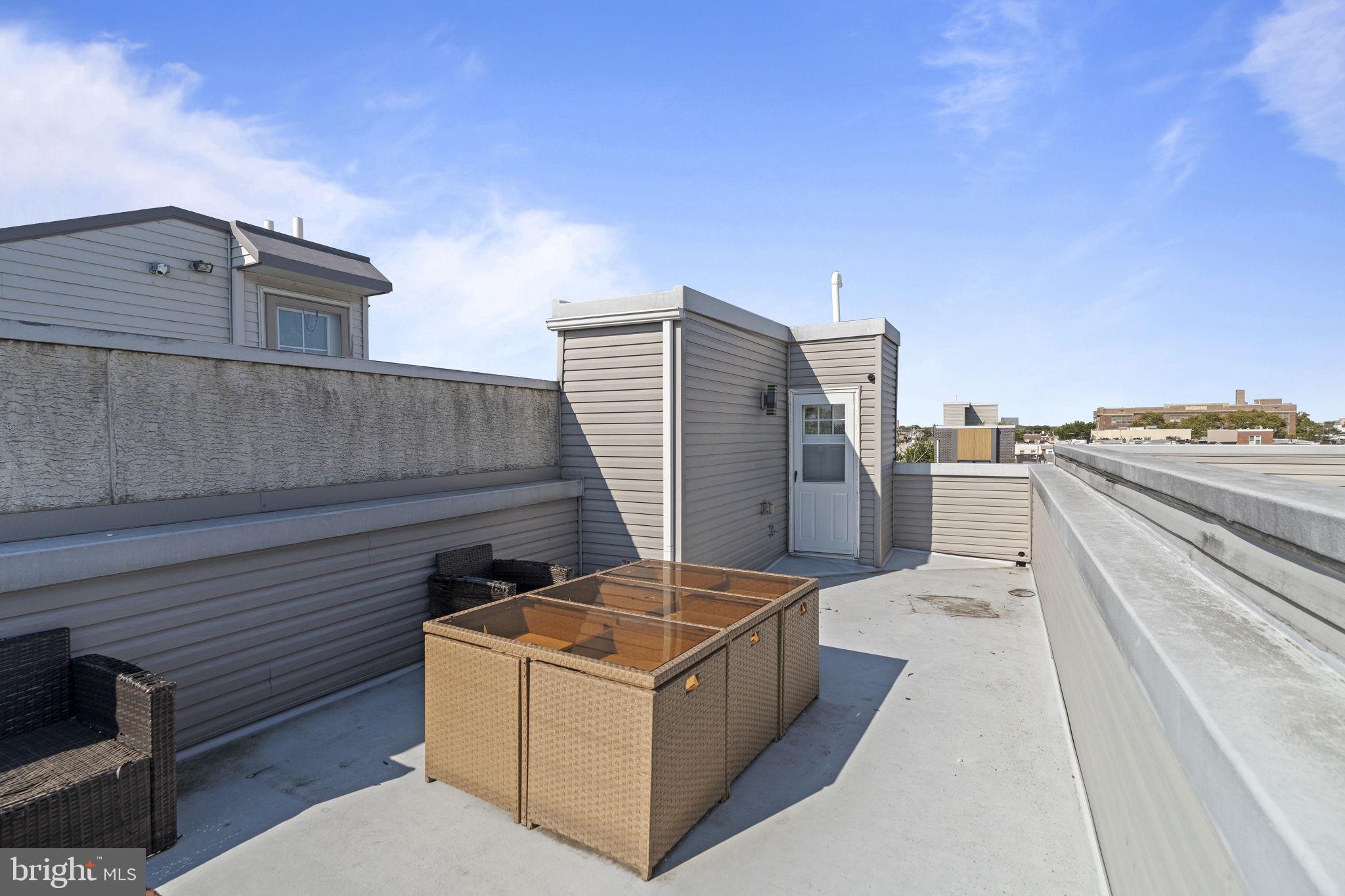 WHITMAN - Residential