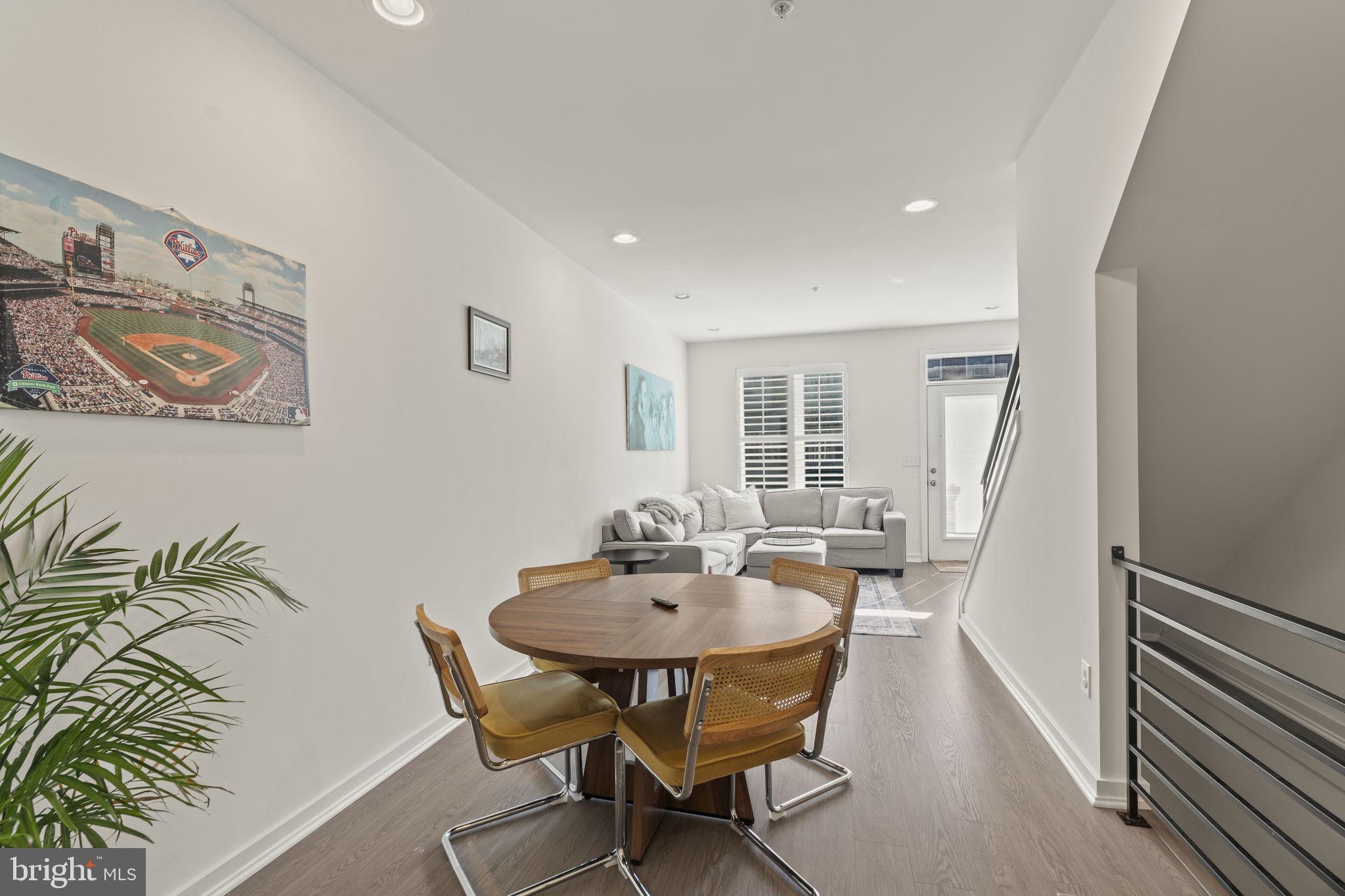 WHITMAN - Residential