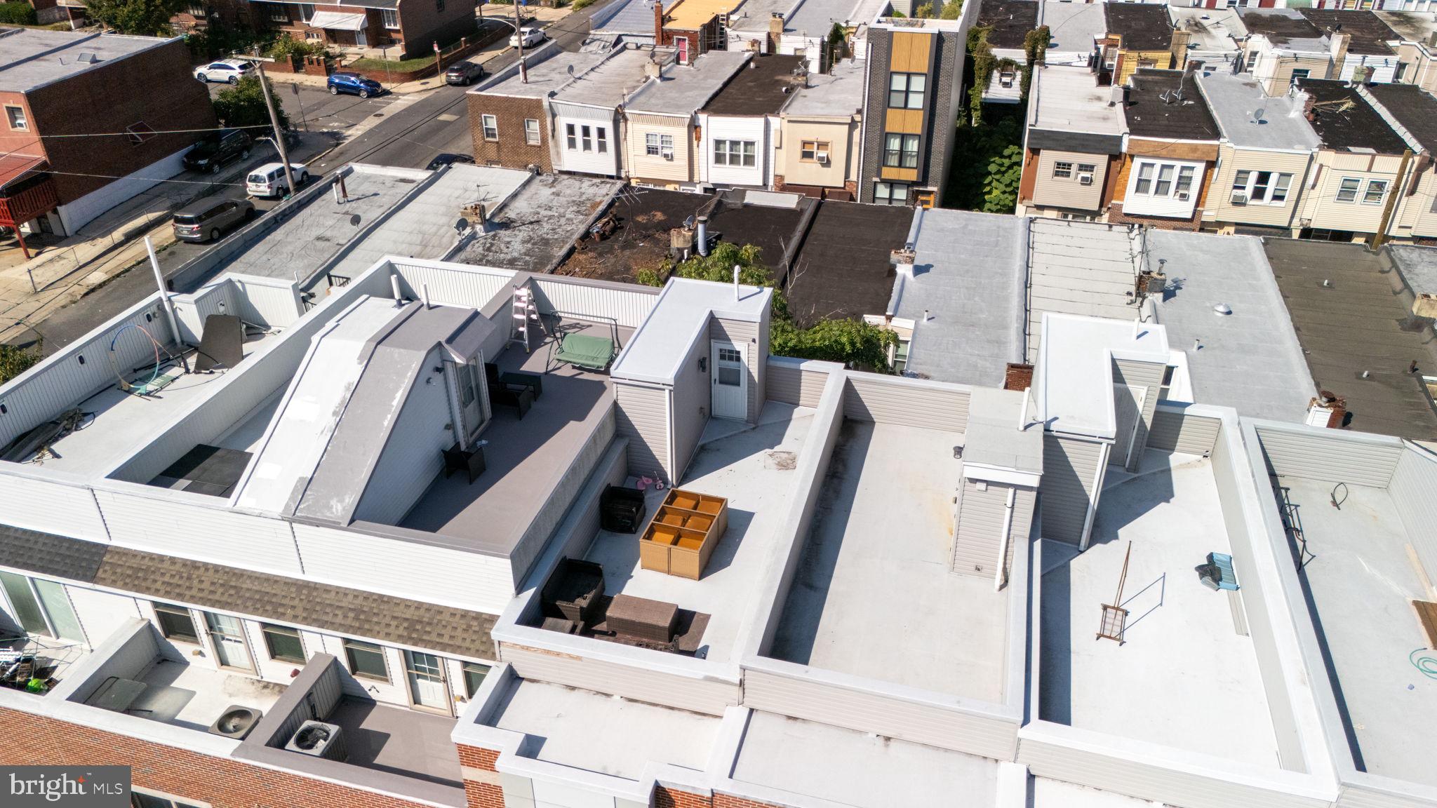 WHITMAN - Residential