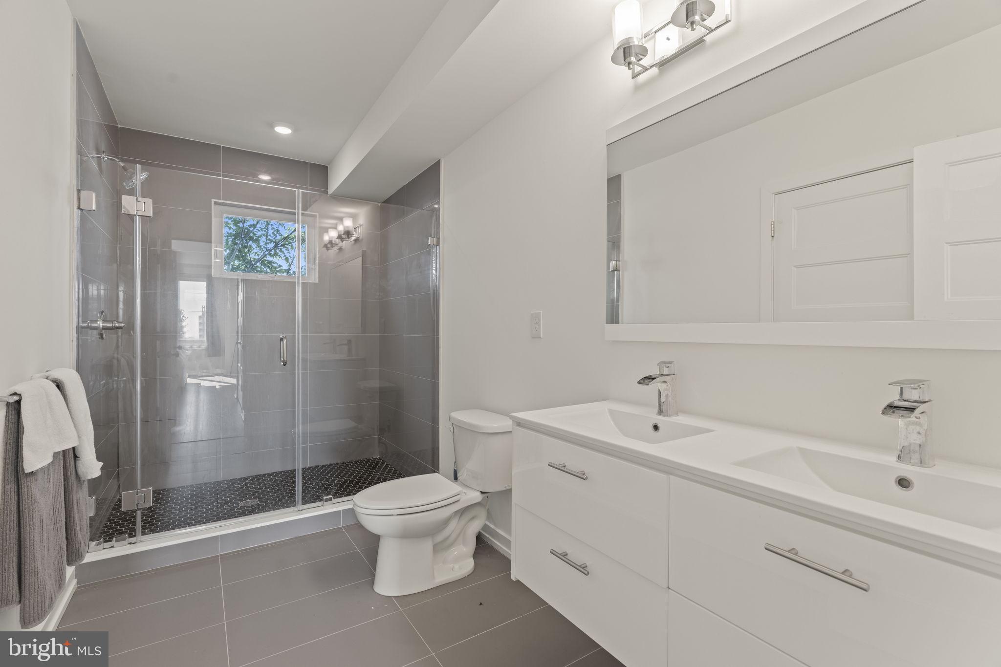 WHITMAN - Residential