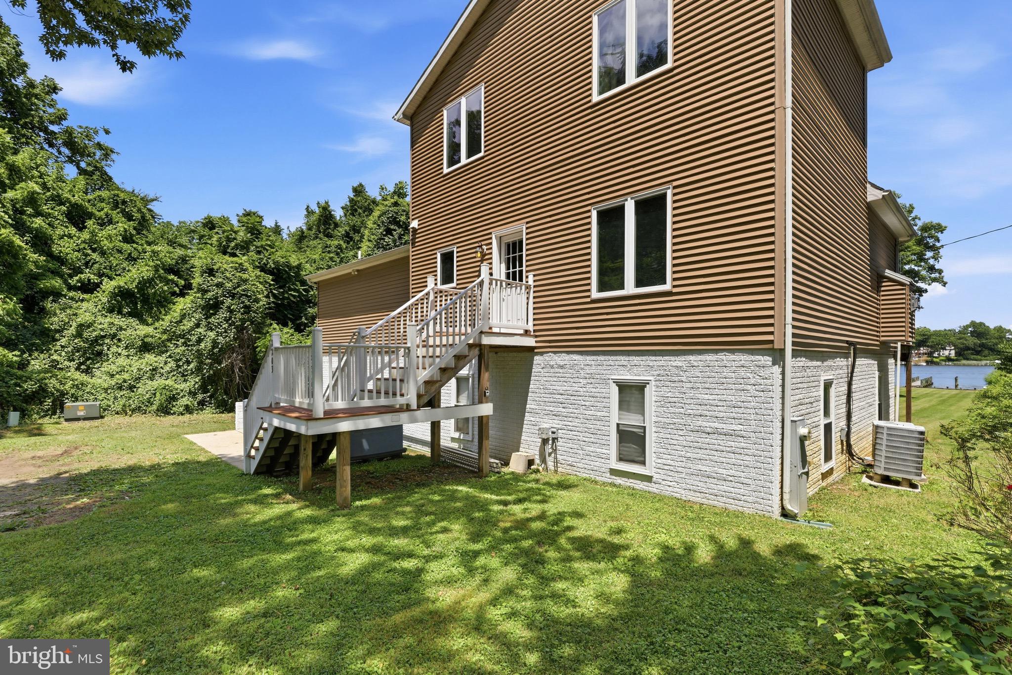 2203 MULBERRY HILL ROAD