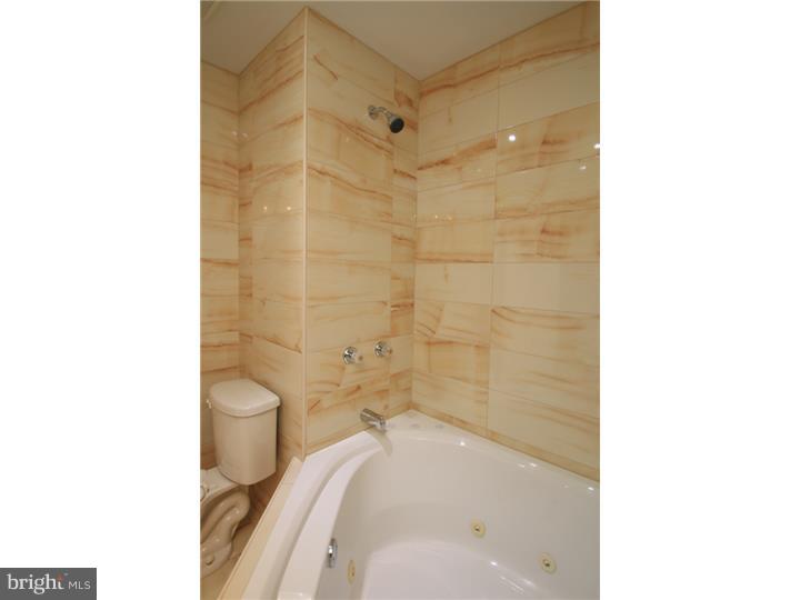 OAK LANE - Residential