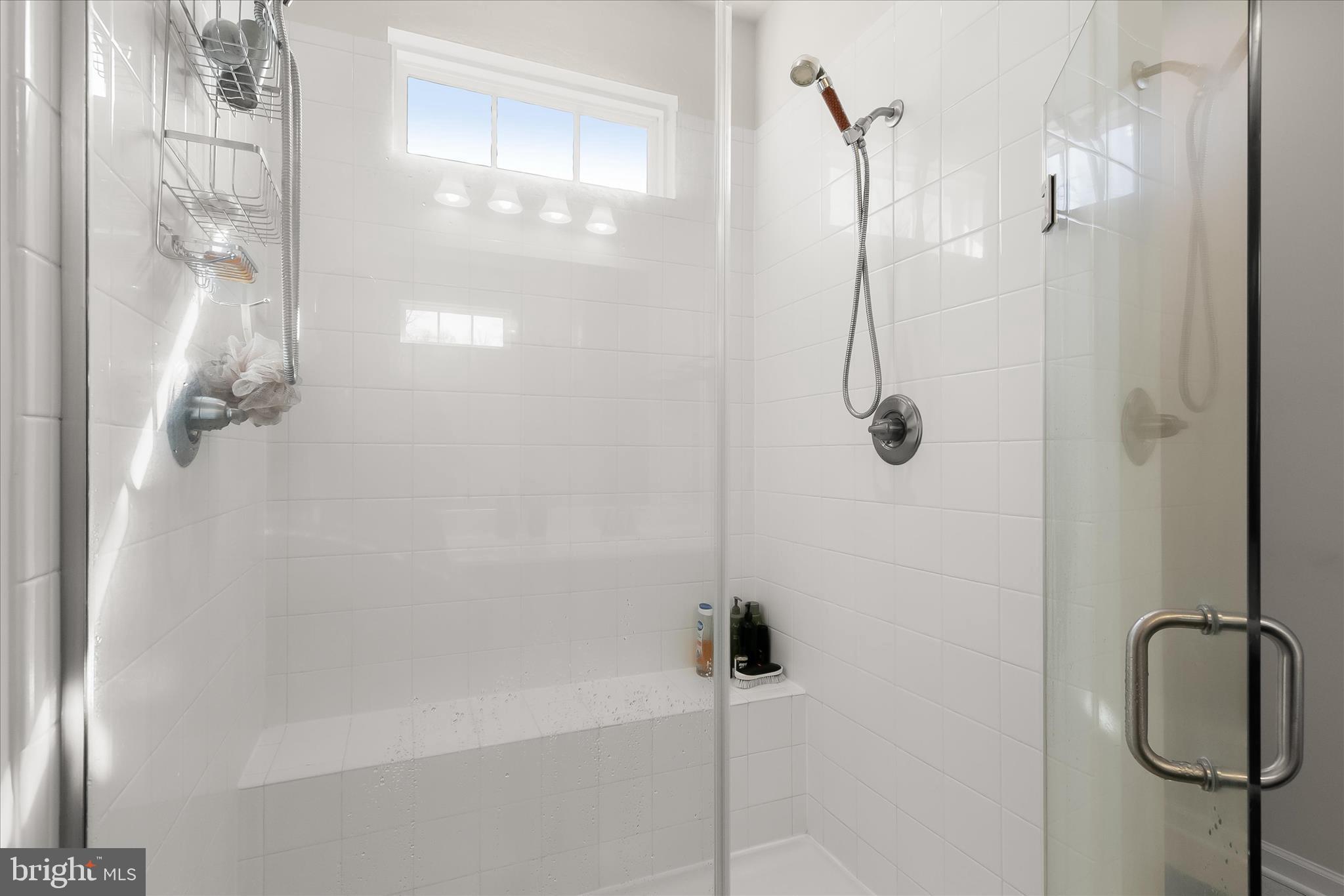 WESTCHESTER SQUARE - Residential