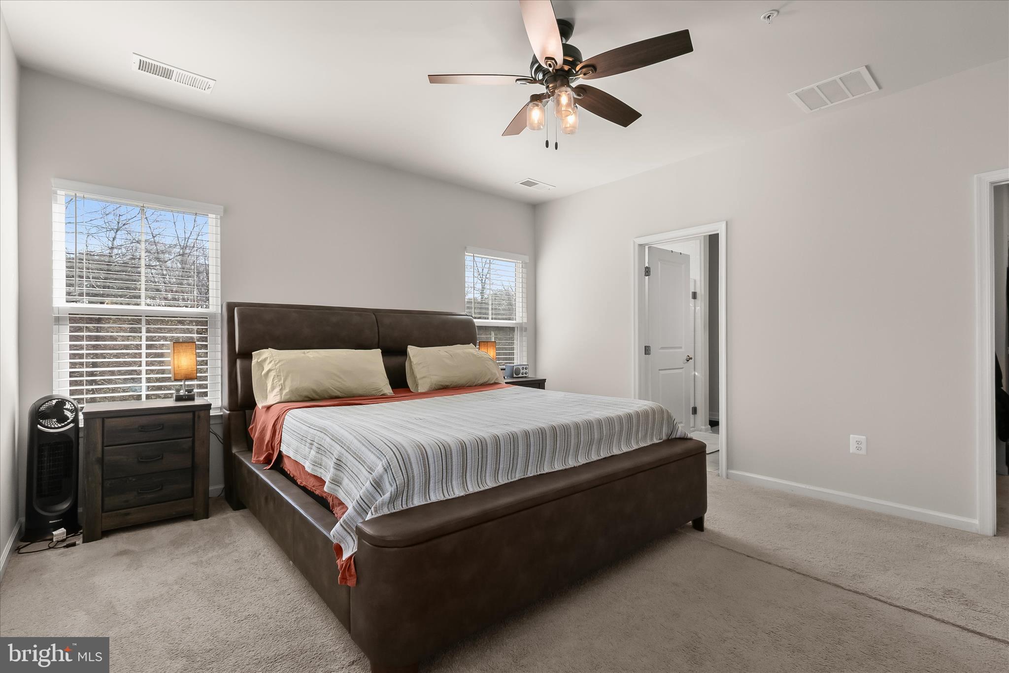 WESTCHESTER SQUARE - Residential