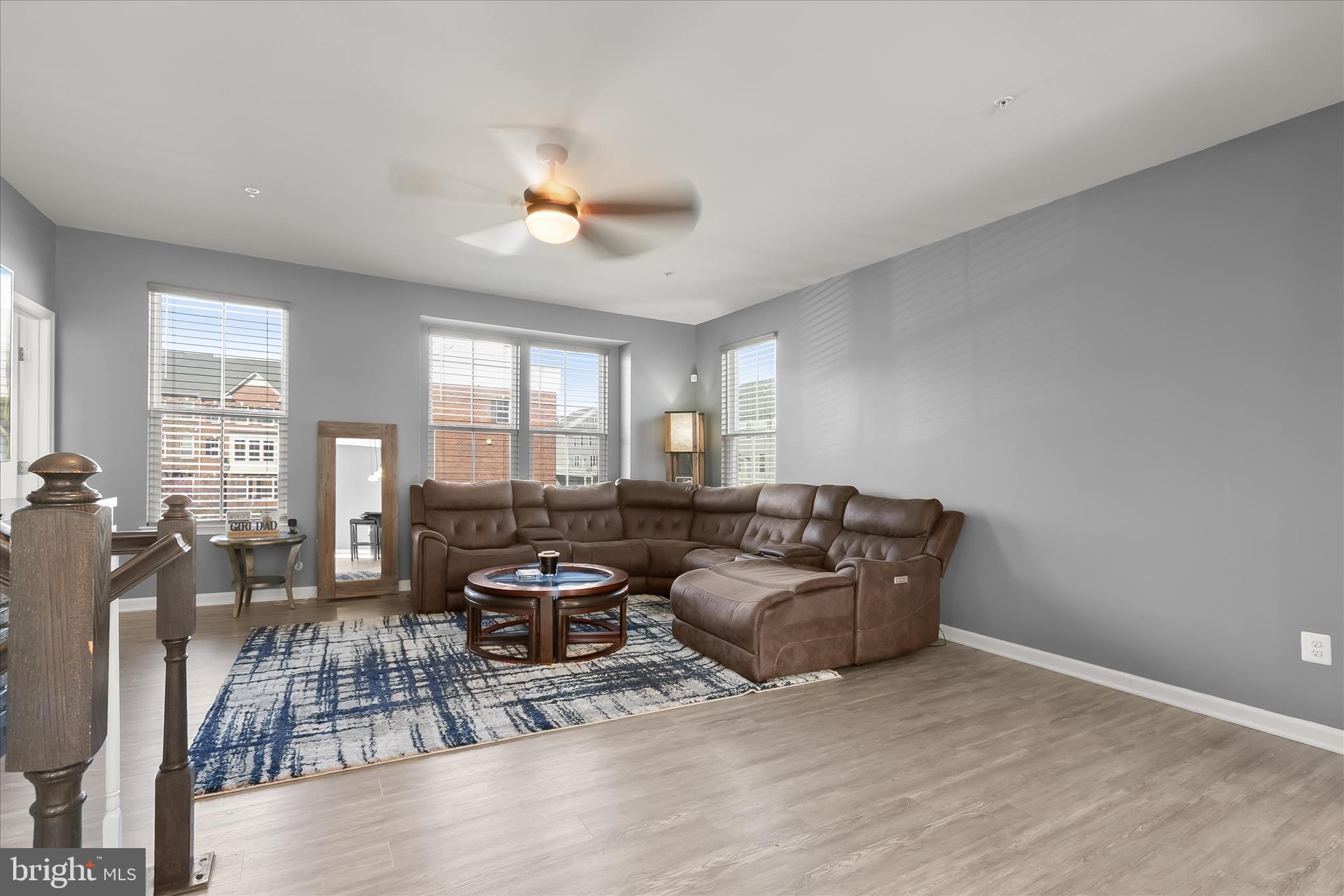 WESTCHESTER SQUARE - Residential