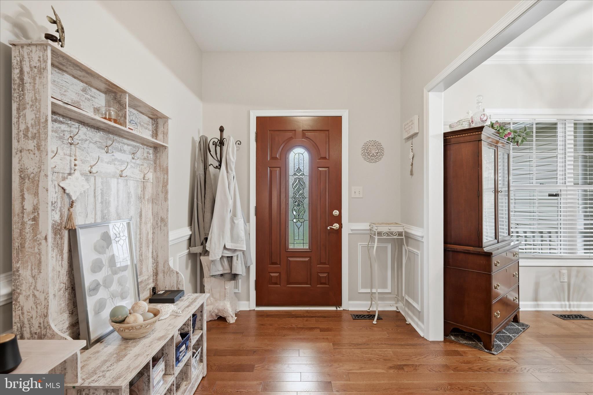 MIDDLE CREEK MANOR - Residential