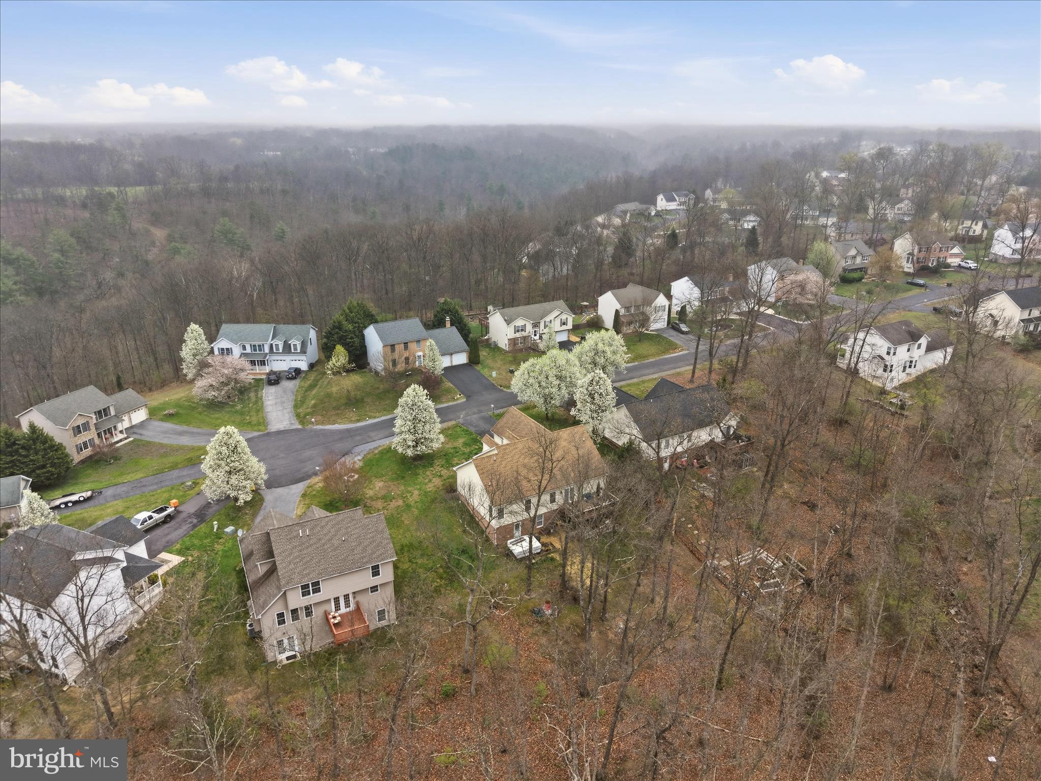 MIDDLE CREEK MANOR - Residential