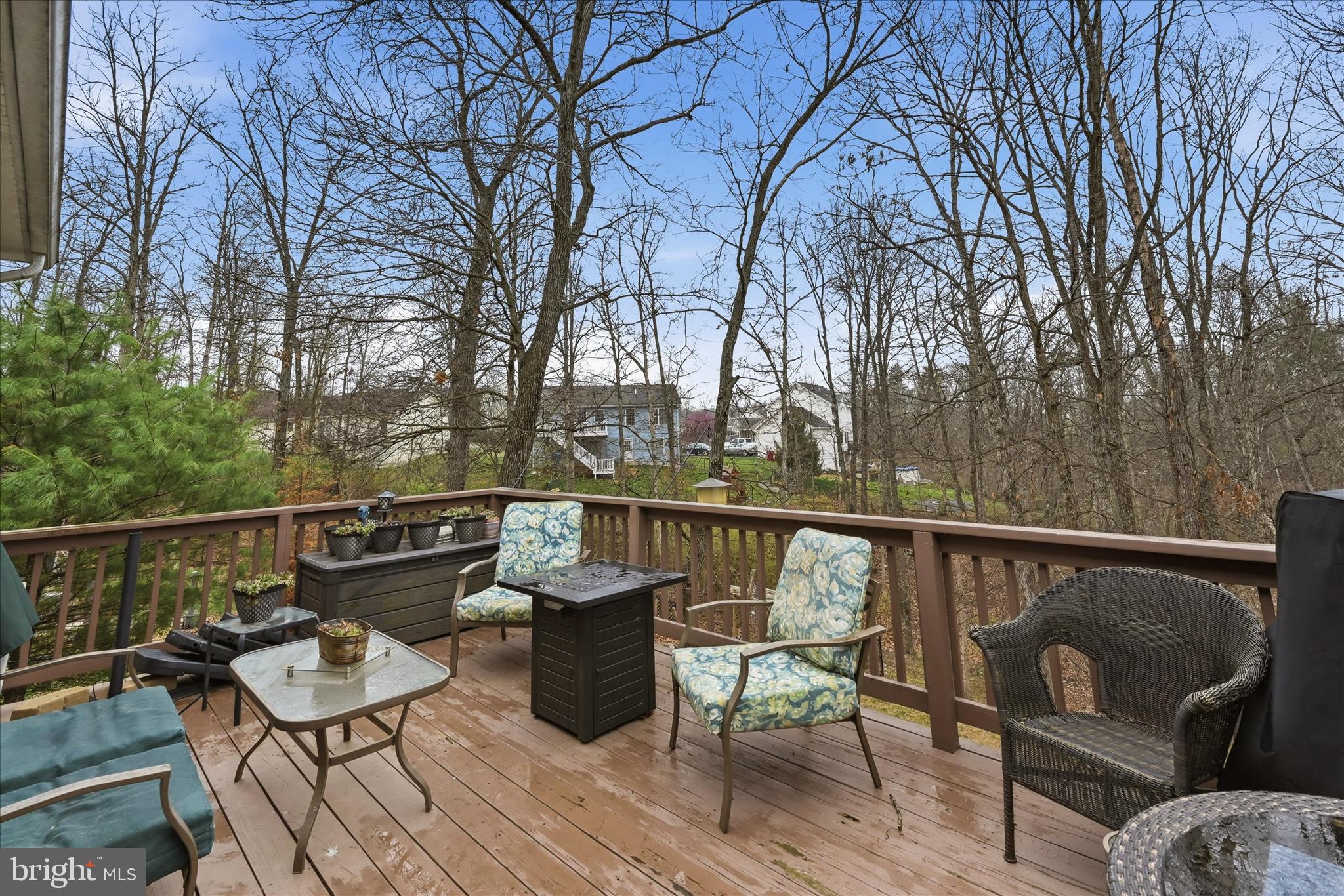 MIDDLE CREEK MANOR - Residential