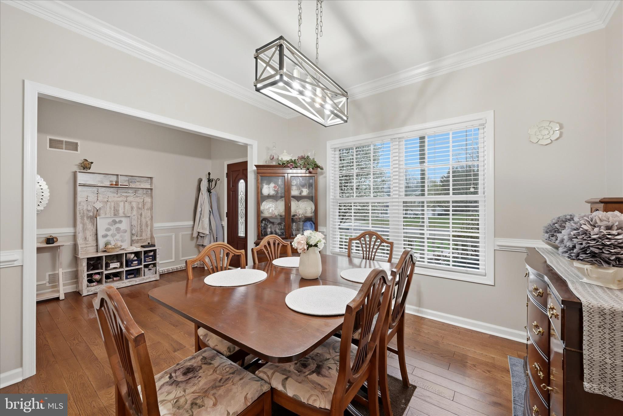 MIDDLE CREEK MANOR - Residential