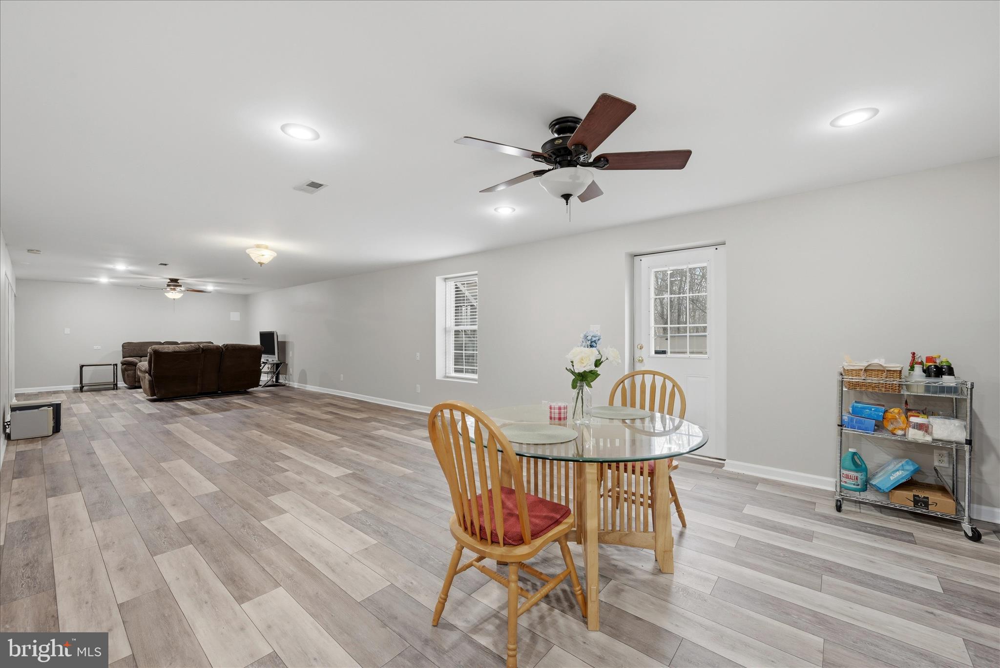 MIDDLE CREEK MANOR - Residential