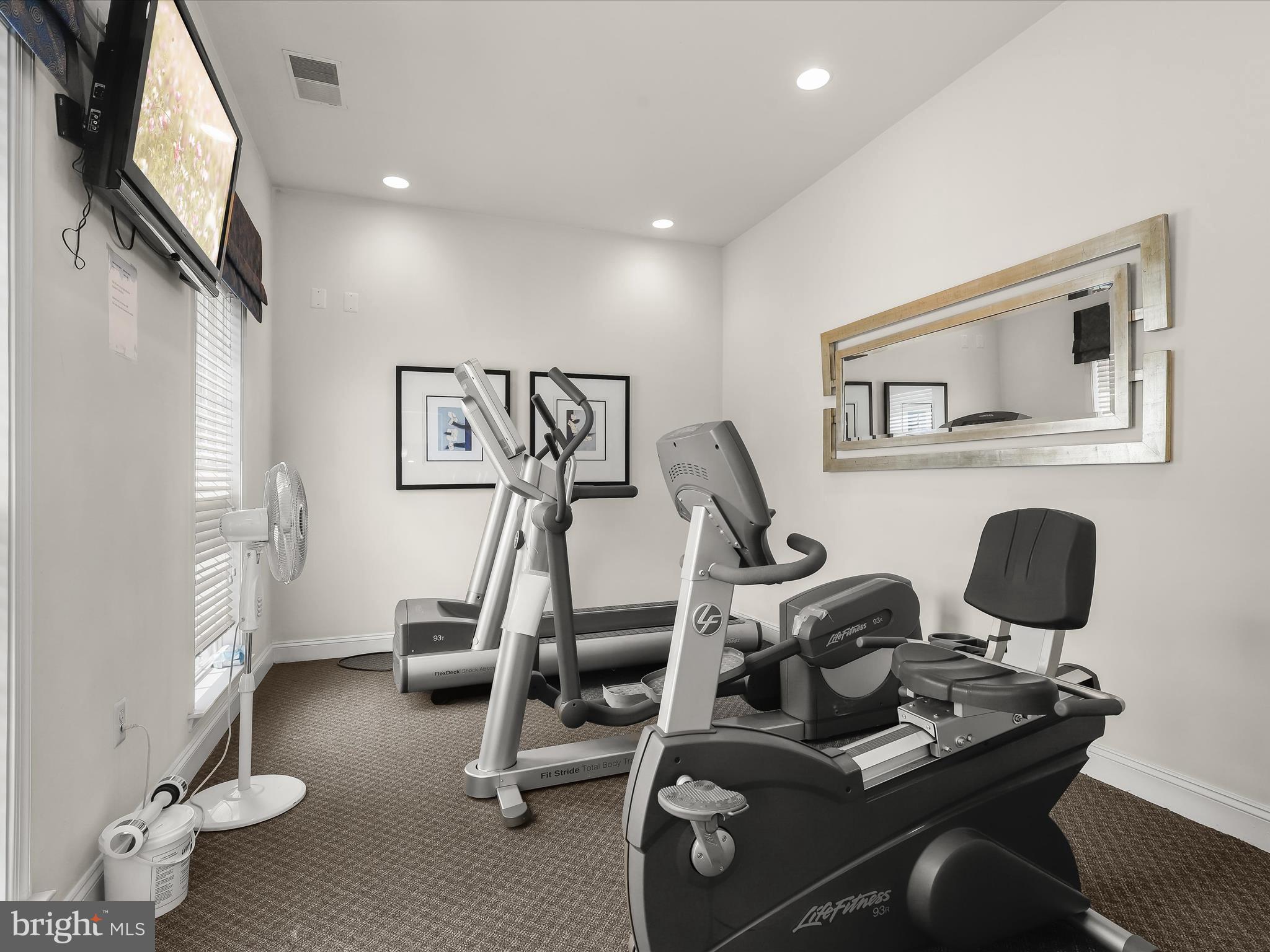 FOREST VIEW - Residential