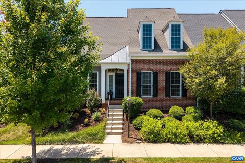 Townhouse For Sale - 3420 Rowcross St St<br/> CROZET, VA 22932