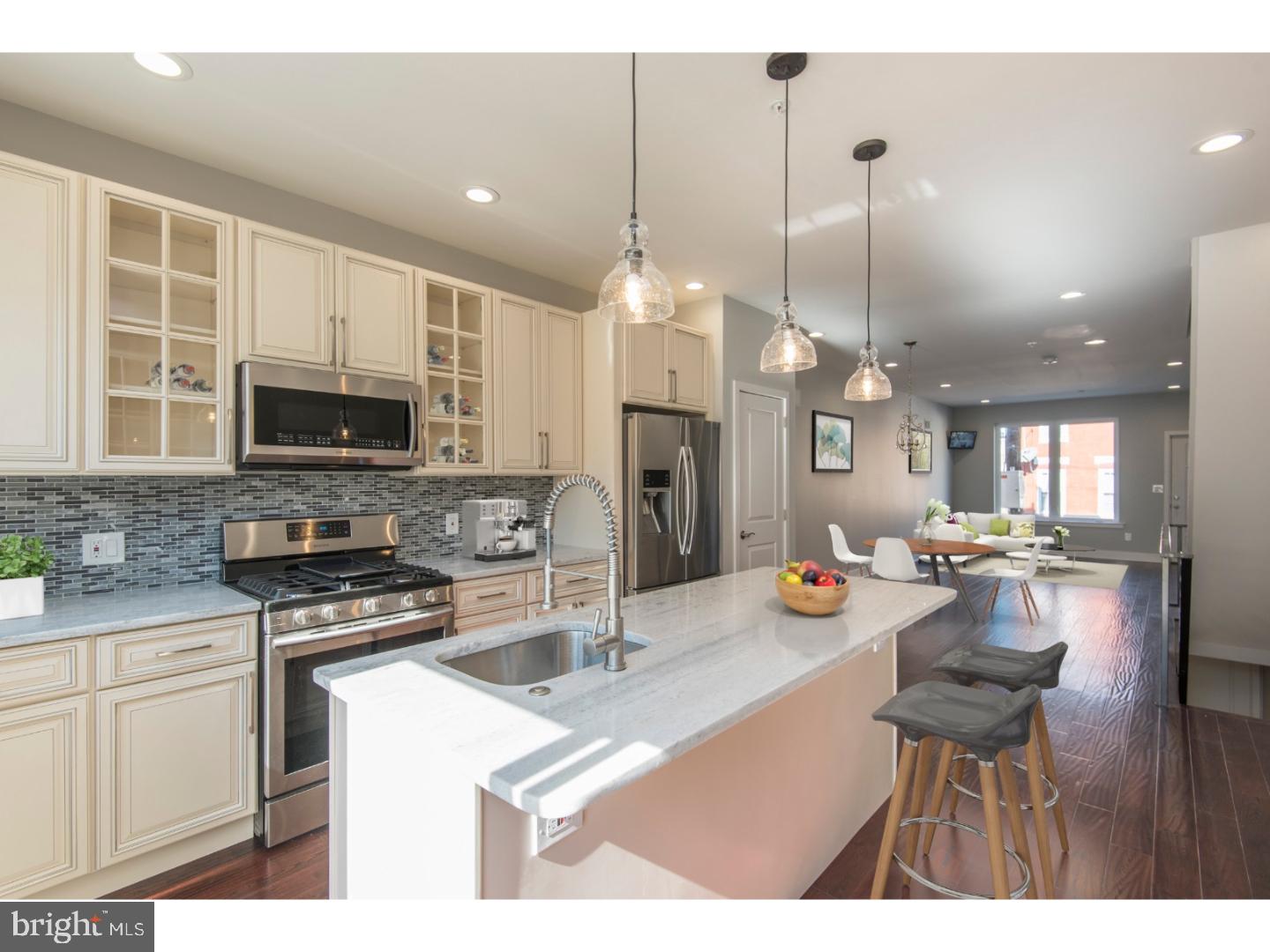 POINT BREEZE - Residential