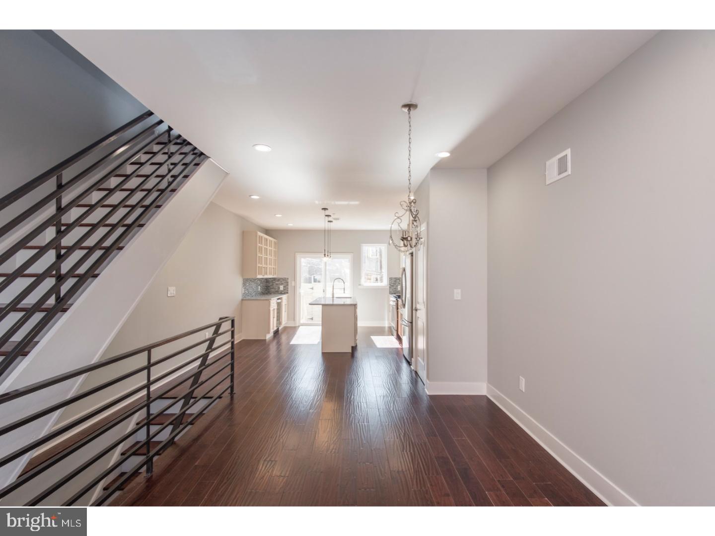 POINT BREEZE - Residential