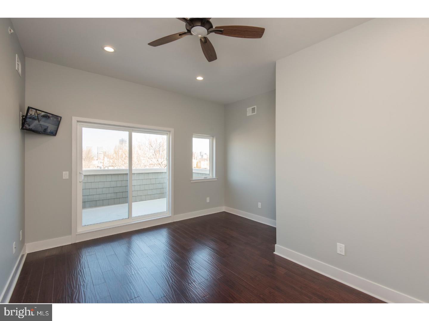 POINT BREEZE - Residential