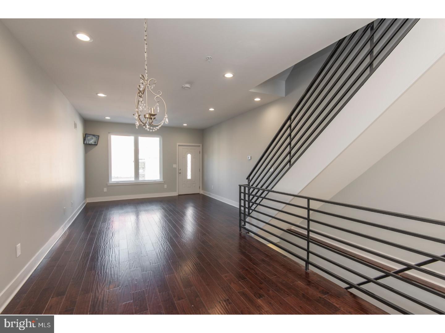 POINT BREEZE - Residential